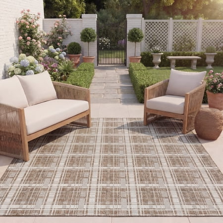 Safavieh Beach House Eliot Geometric Indoor/Outdoor Area Rug, Brown/Ivory, 5'1" x 7'6"