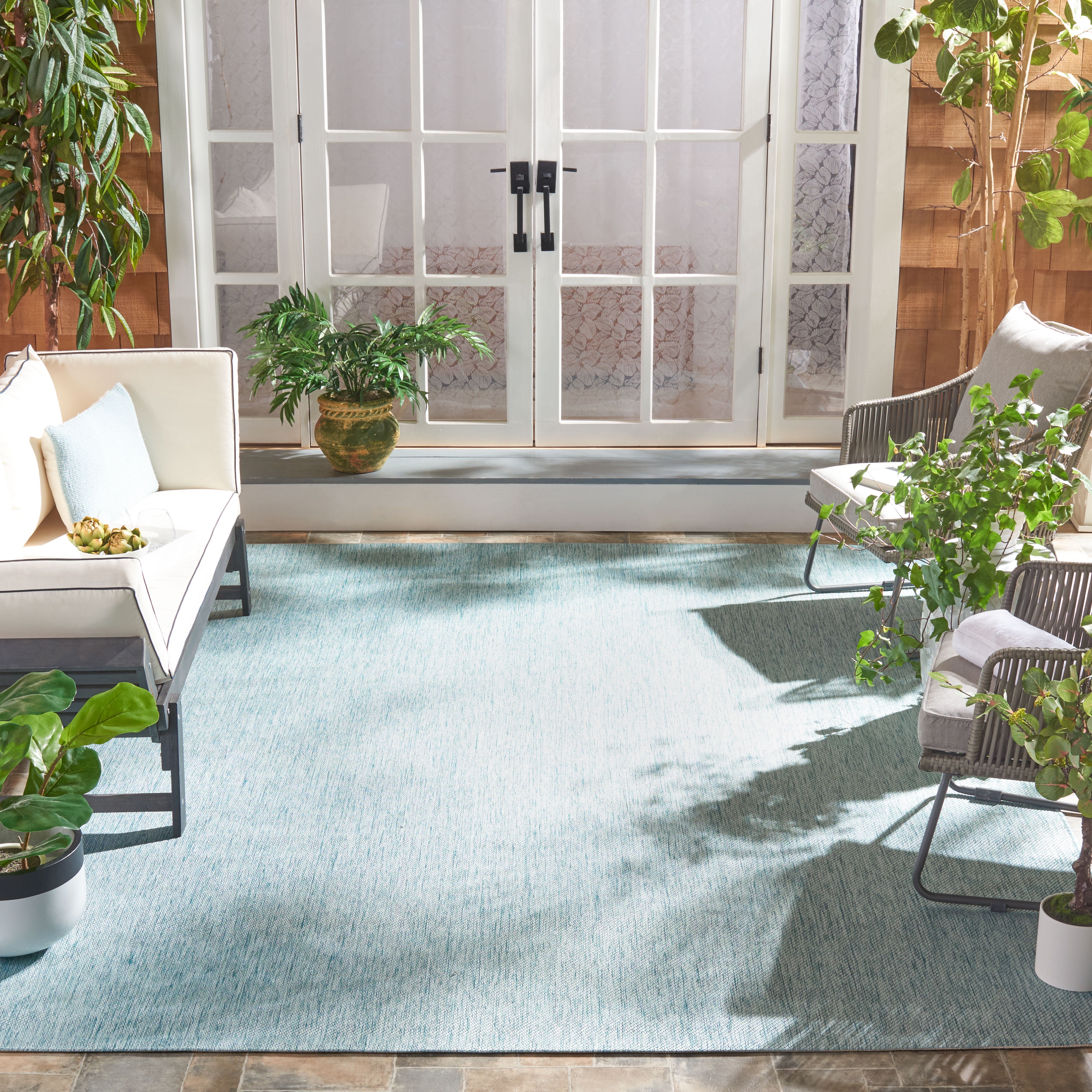 SAFAVIEH Beach House Tayler Solid Indoor/Outdoor Area Rug, Aqua, 6'7" x 6'7" Square