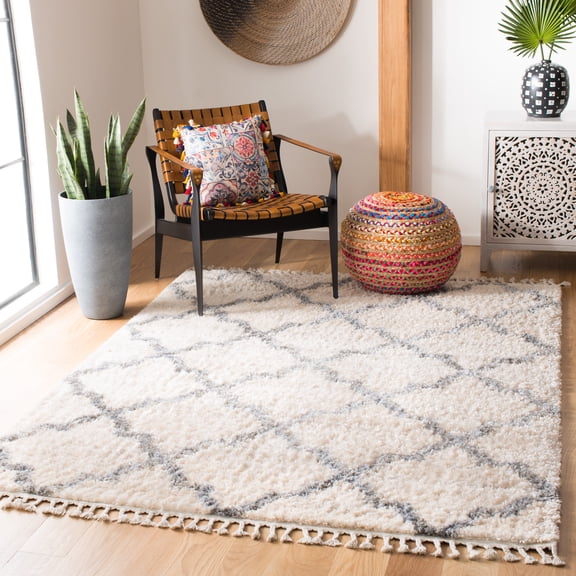 SAFAVIEH Berber Fringe Apache Geometric Shag Area Rug, Cream/Gray, 6' x 9'
