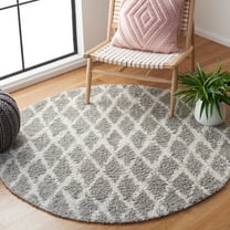 SAFAVIEH Berber Andrina Geometric Shag Area Rug, Light Gray/Cream, 6'7" x 6'7" Round