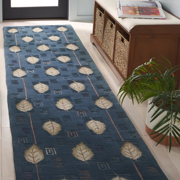 Safavieh Berkley Beulah Floral Wool Runner Rug, Blue, 2'6" x 10'