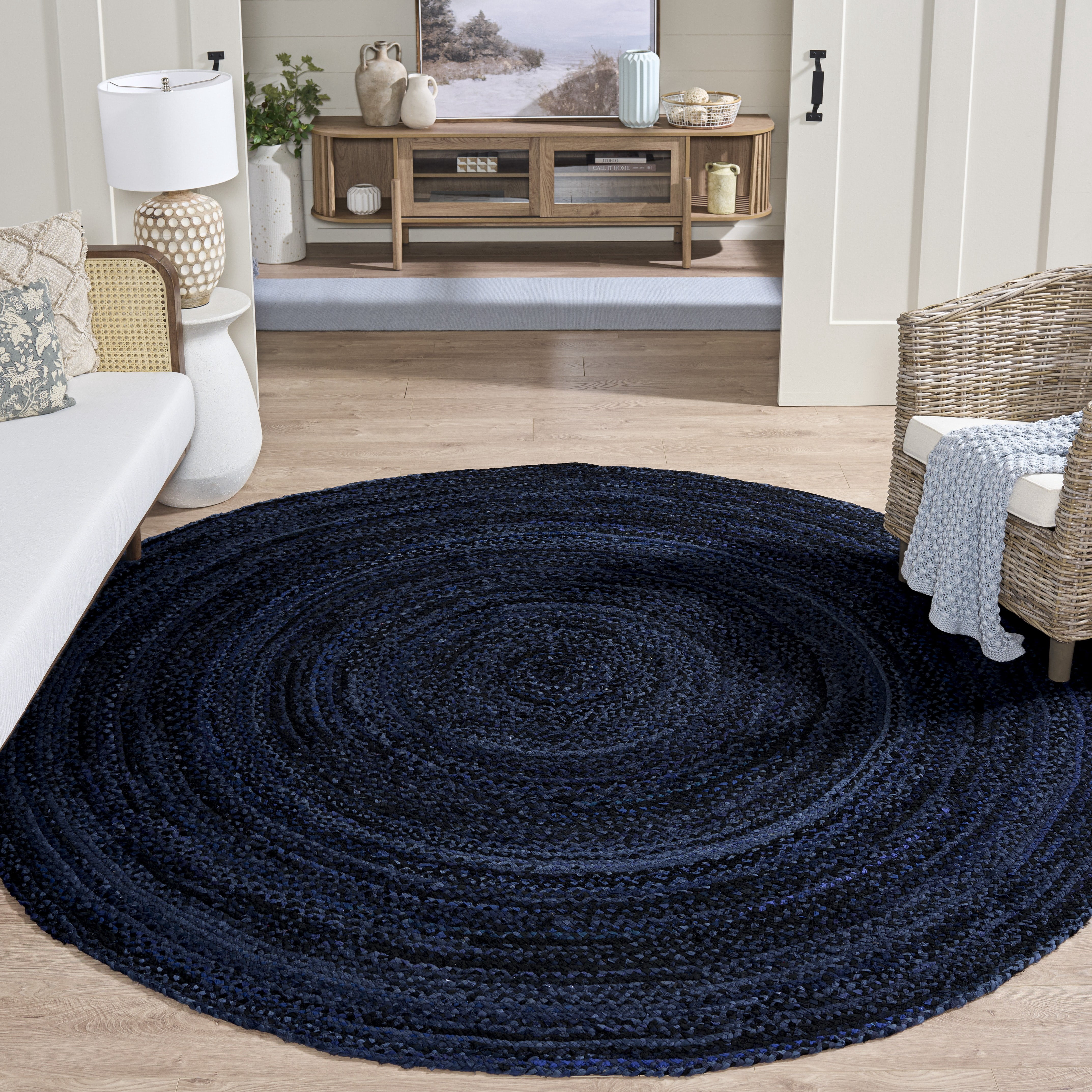 Safavieh Braided Calvin Transitional Cotton Reversible Area Rug, Navy/Black, 9' x 9' Round