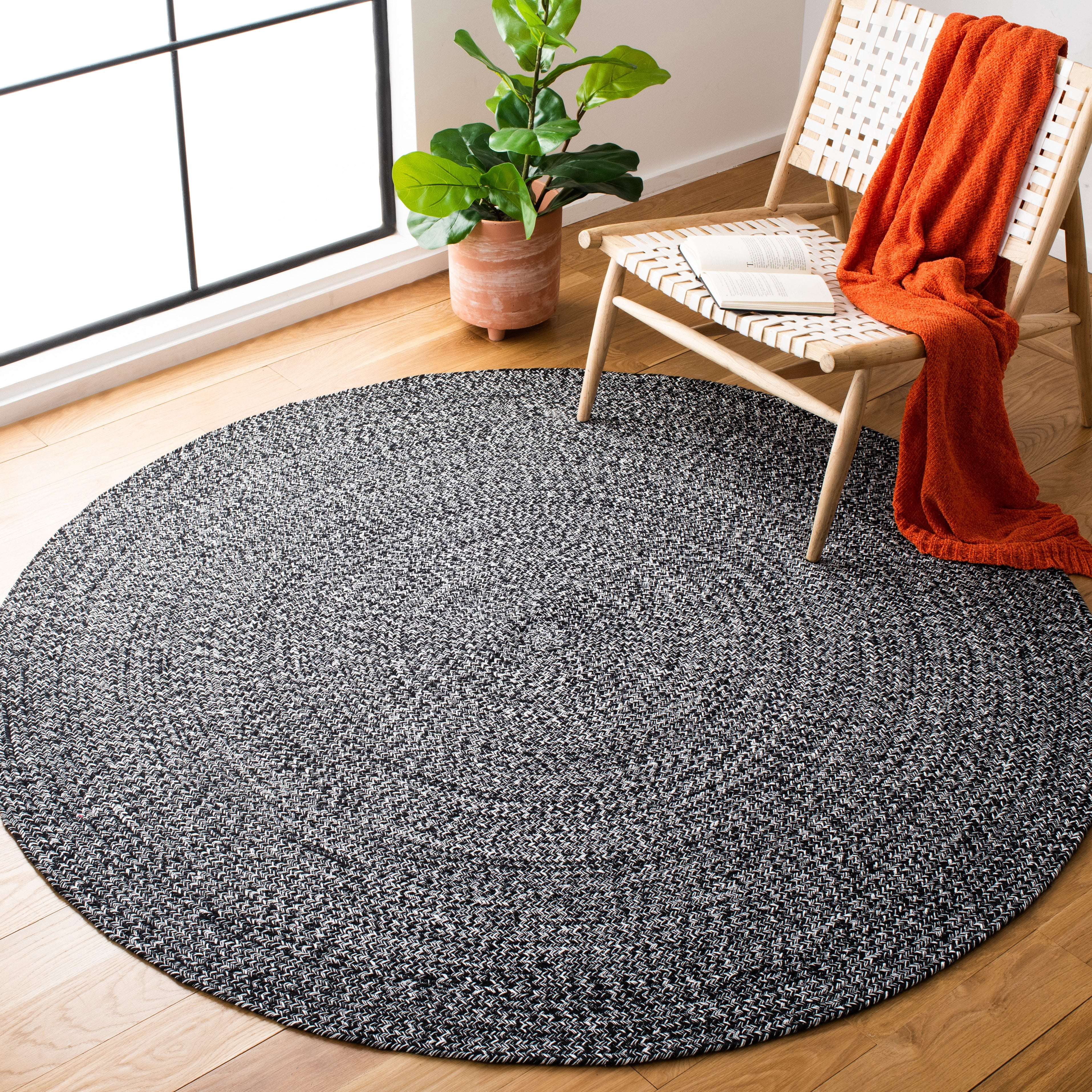 SAFAVIEH Braided Isidor Solid Cotton Reversible Area Rug, Black, 3' x 3 ...