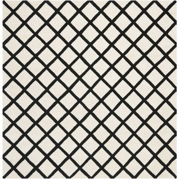 SAFAVIEH Chatham Jahn Geometric Wool Area Rug, Ivory/Black, 8' x 10'