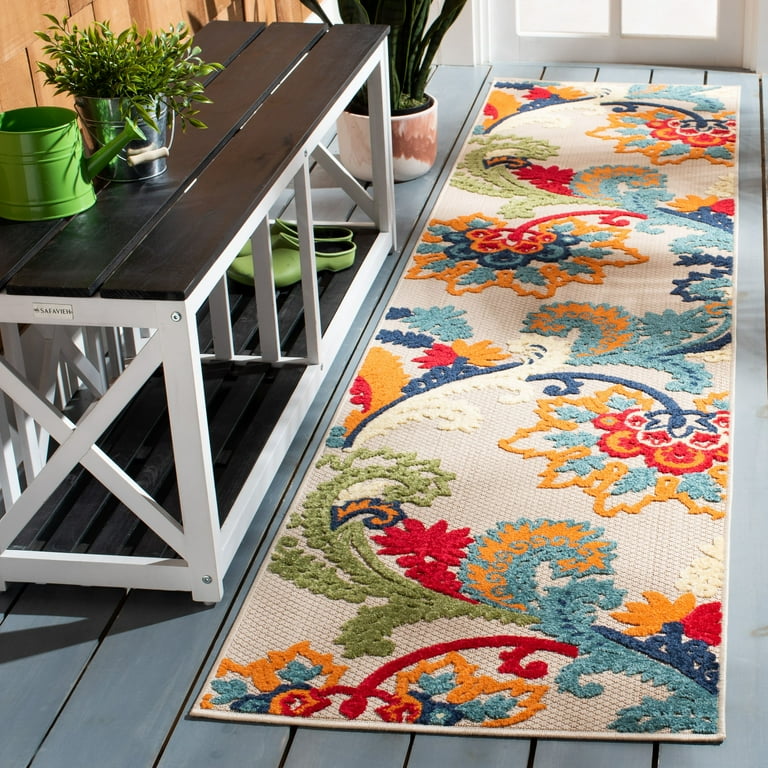 5' X 5' Navy Round Floral Indoor Outdoor Area Rug 5' X 5' Navy Round Floral Indoor Outdoor Area Rug