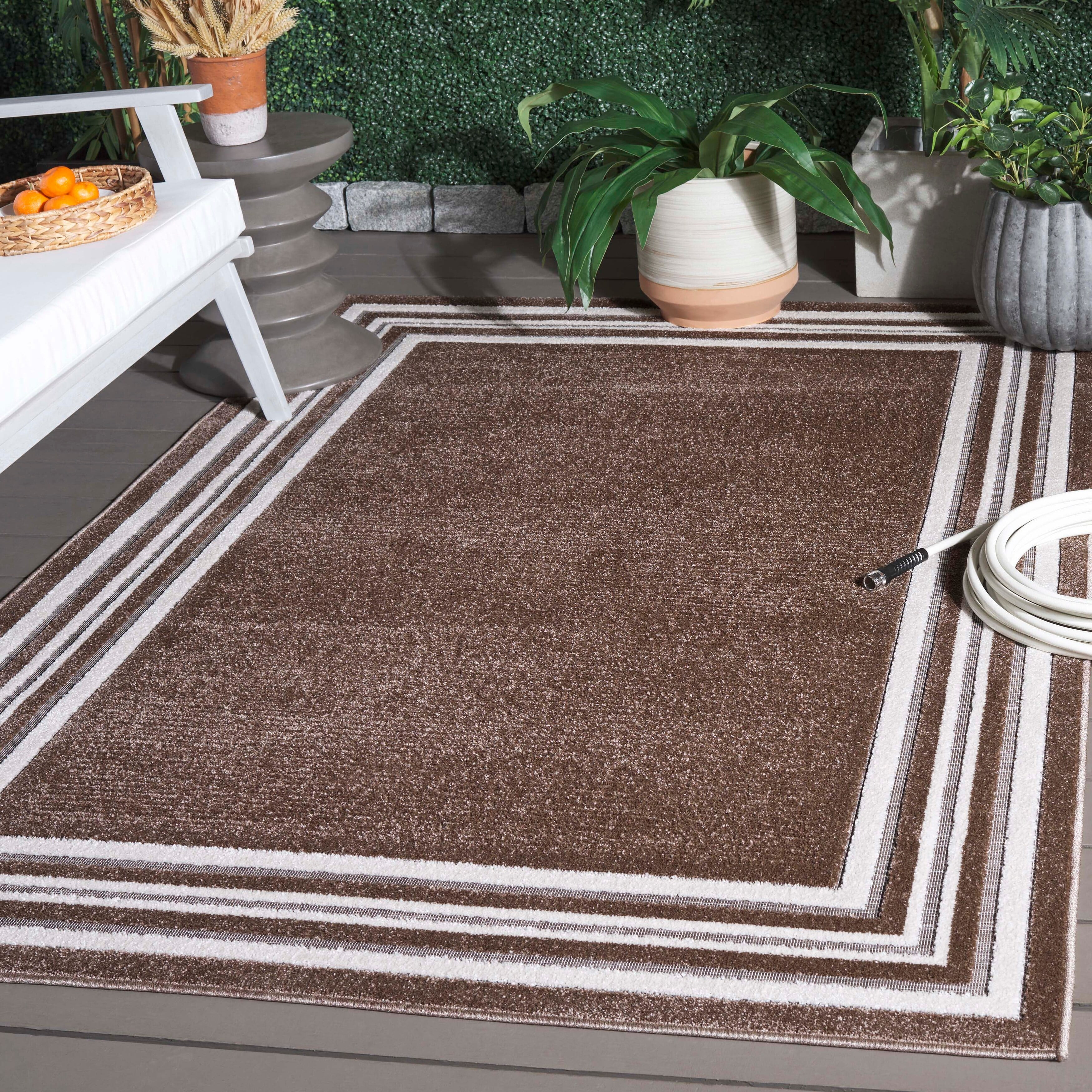 Brown and Ivory Rectangular Stain-Resistant Synthetic Rug, 4' x 6'