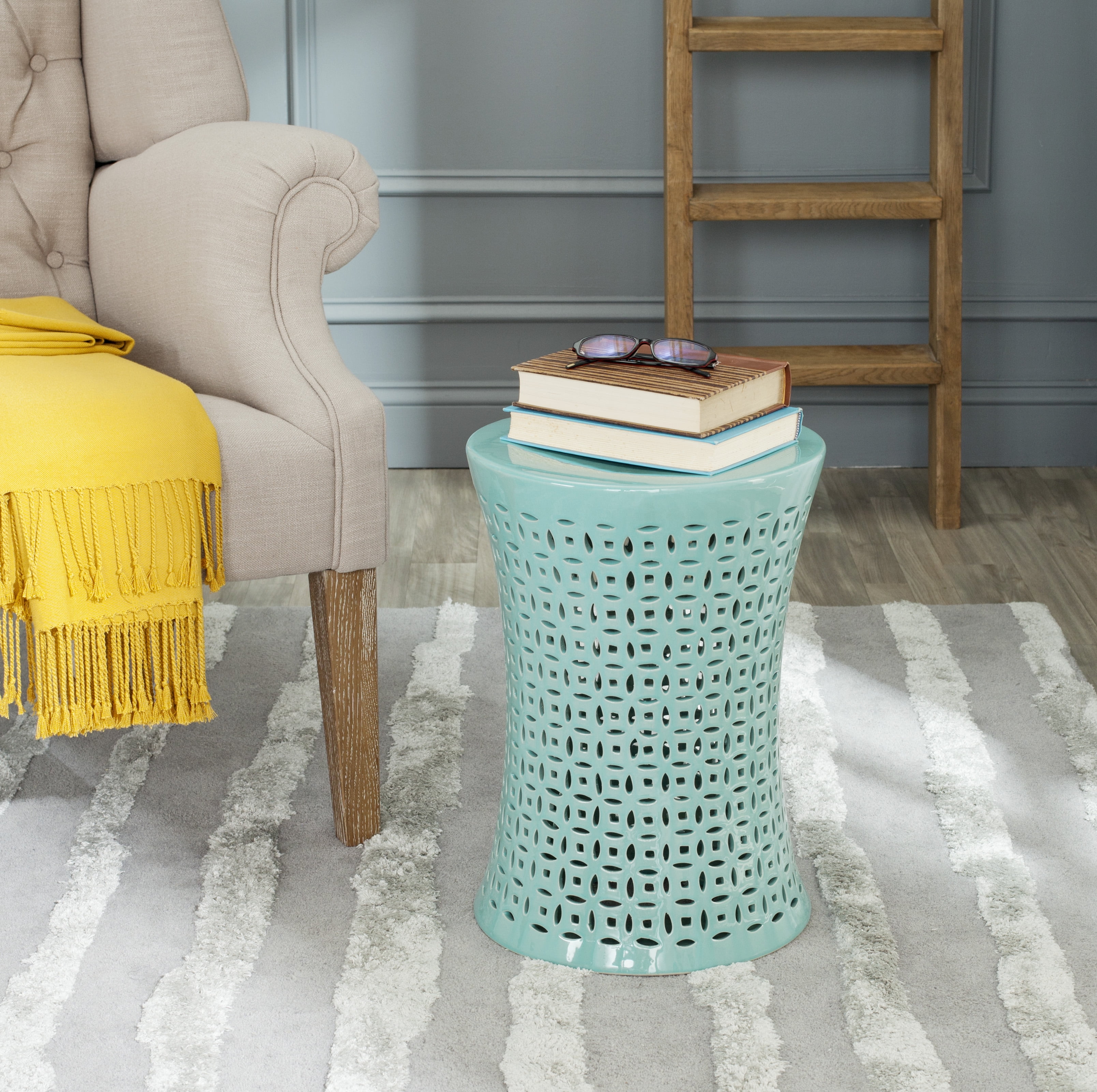 Safavieh Camilla Coin Indoor/Outdoor Garden Patio Stool, Light Blue