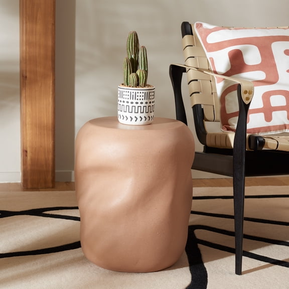 Safavieh Carrick Contemporary Magnesium Oxide Round End Table, Terracotta