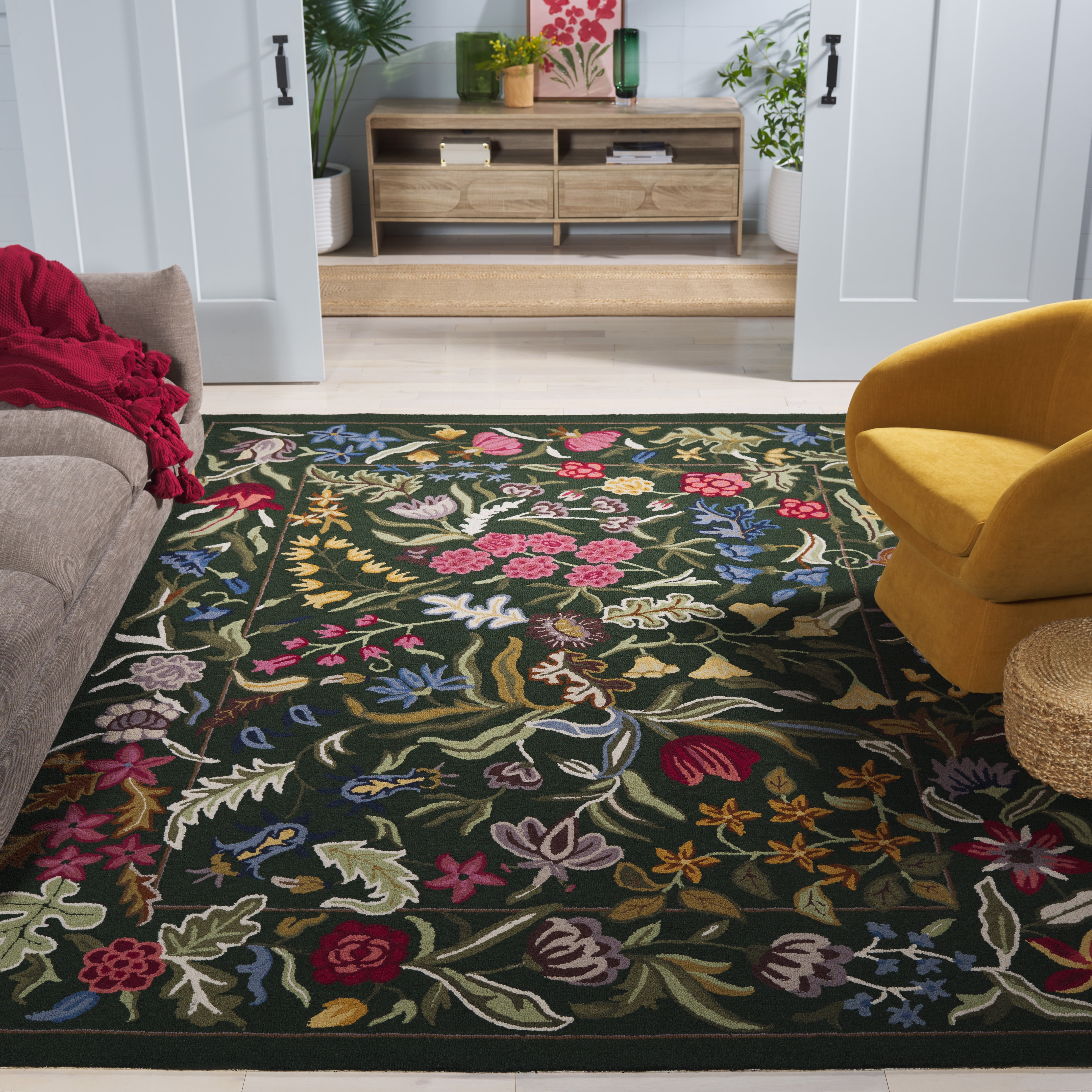 Safavieh Chelsea Mabelle Floral Wool Area Rug, Green/Pink, 7' x 7' Square