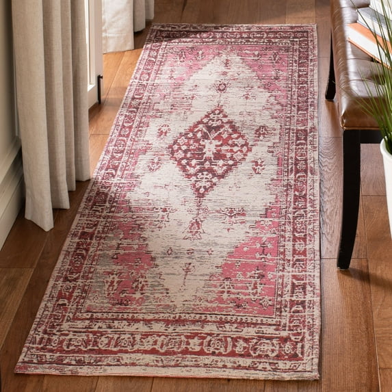 Safavieh CLV-CLASSIC VINTAGE, FUCHISA, 2'-3" X 8', Area Rug, CLV113R-28