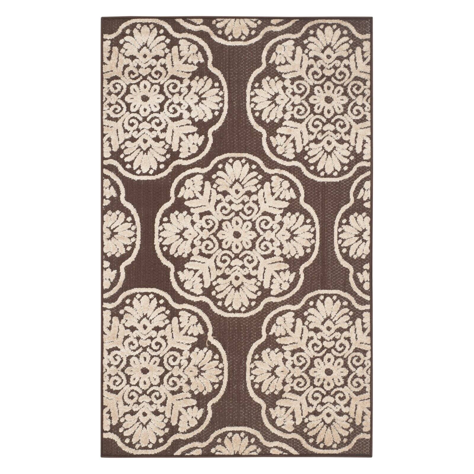 Safavieh Cottage Jarred Floral Medallion Indoor/Outdoor Area Rug