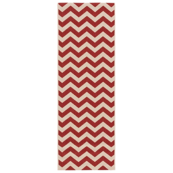 Safavieh Courtyard Bailey Chevron Indoor/Outdoor Runner Rug, Red, 2'3" x 8'
