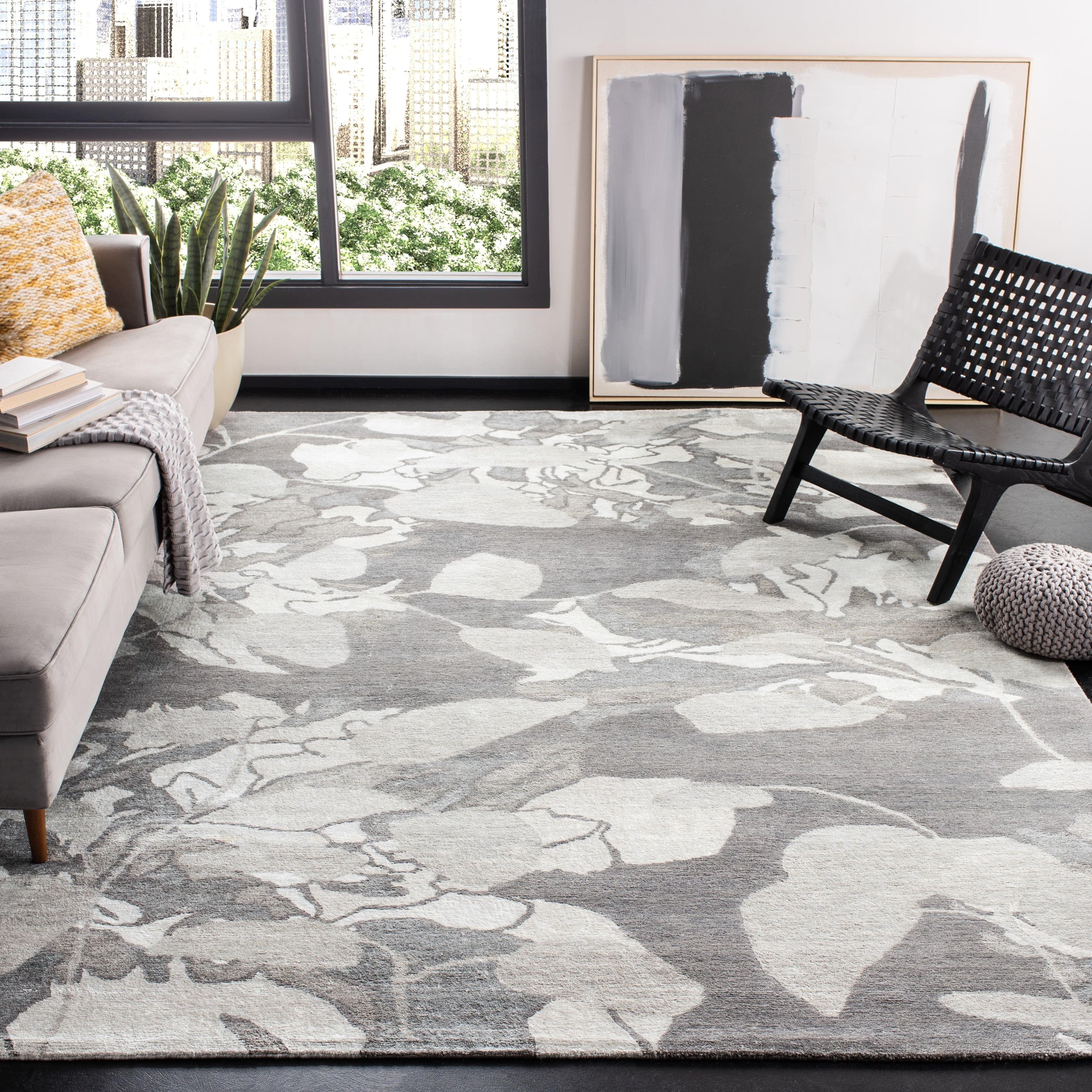 Elegant Geometric Silver 10' x 14' Hand-Knotted Wool-Viscose Rug