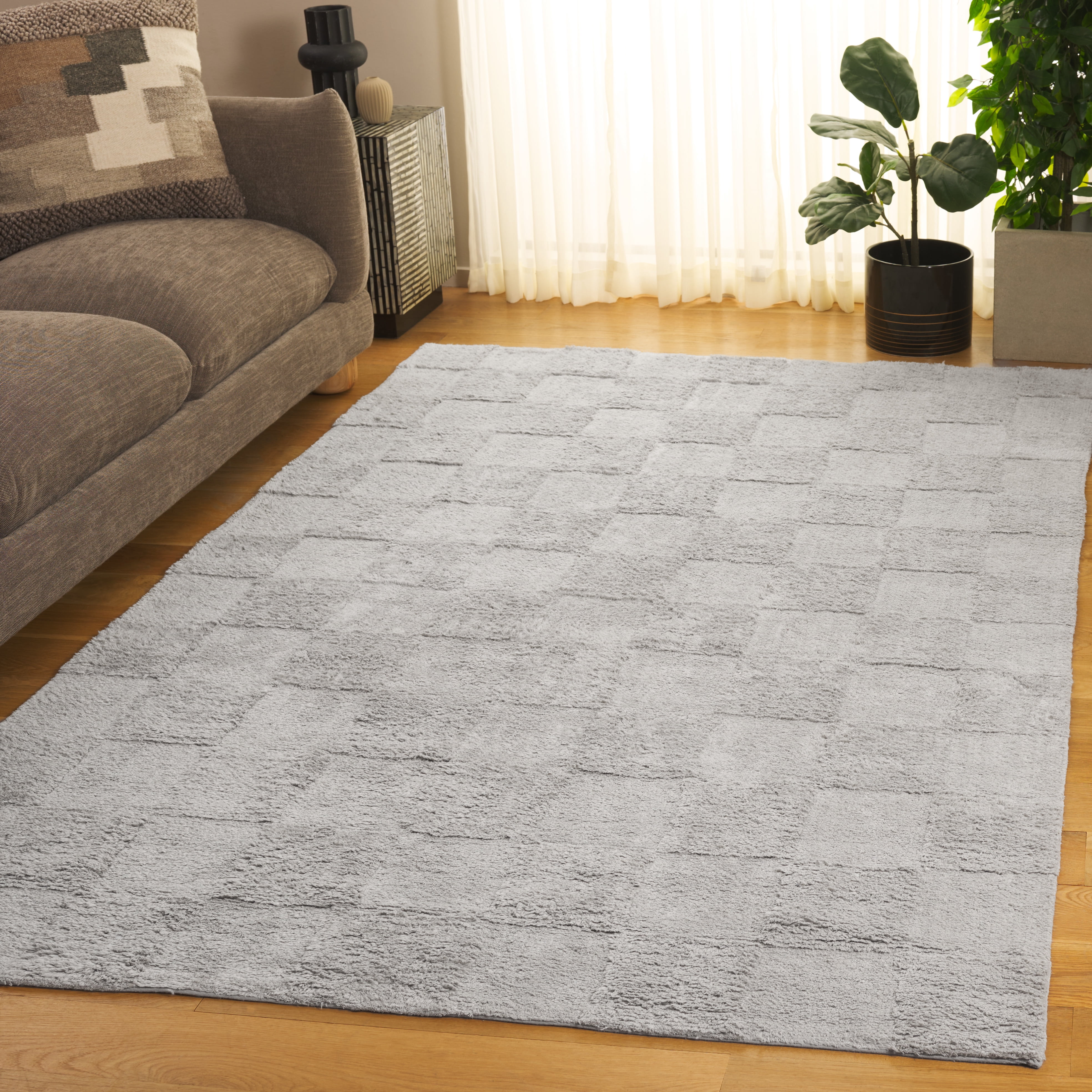 Safavieh Easy Care Coty Checkered Area Rug, Gray, 6' x 6' Square
