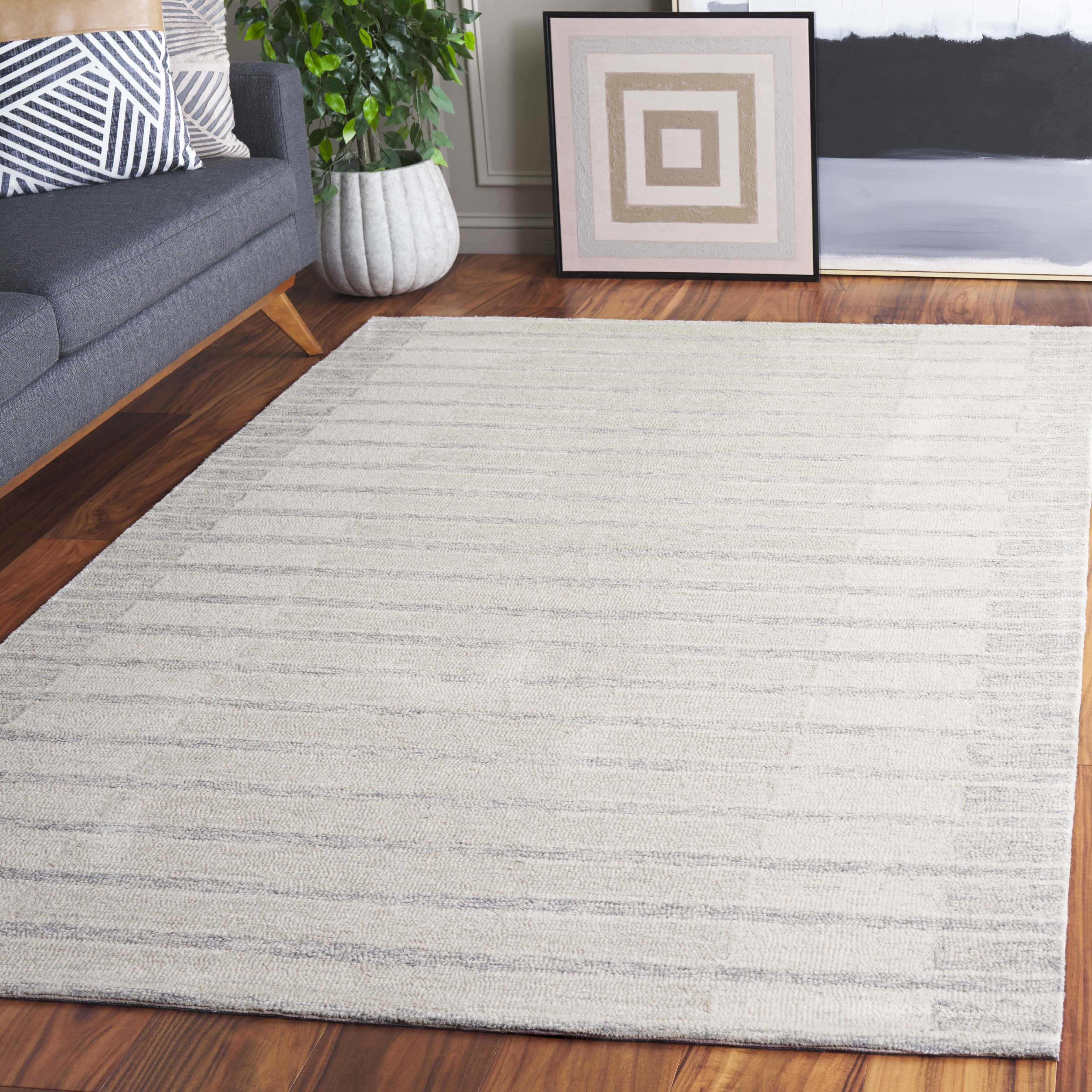 Safavieh Ebony Arnold Striped Area Rug, Beige/Gray, 3' x 5'
