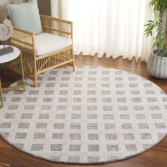 Safavieh Ebony Hester Plaid Area Rug, Gray/Ivory, 6' x 6' Round