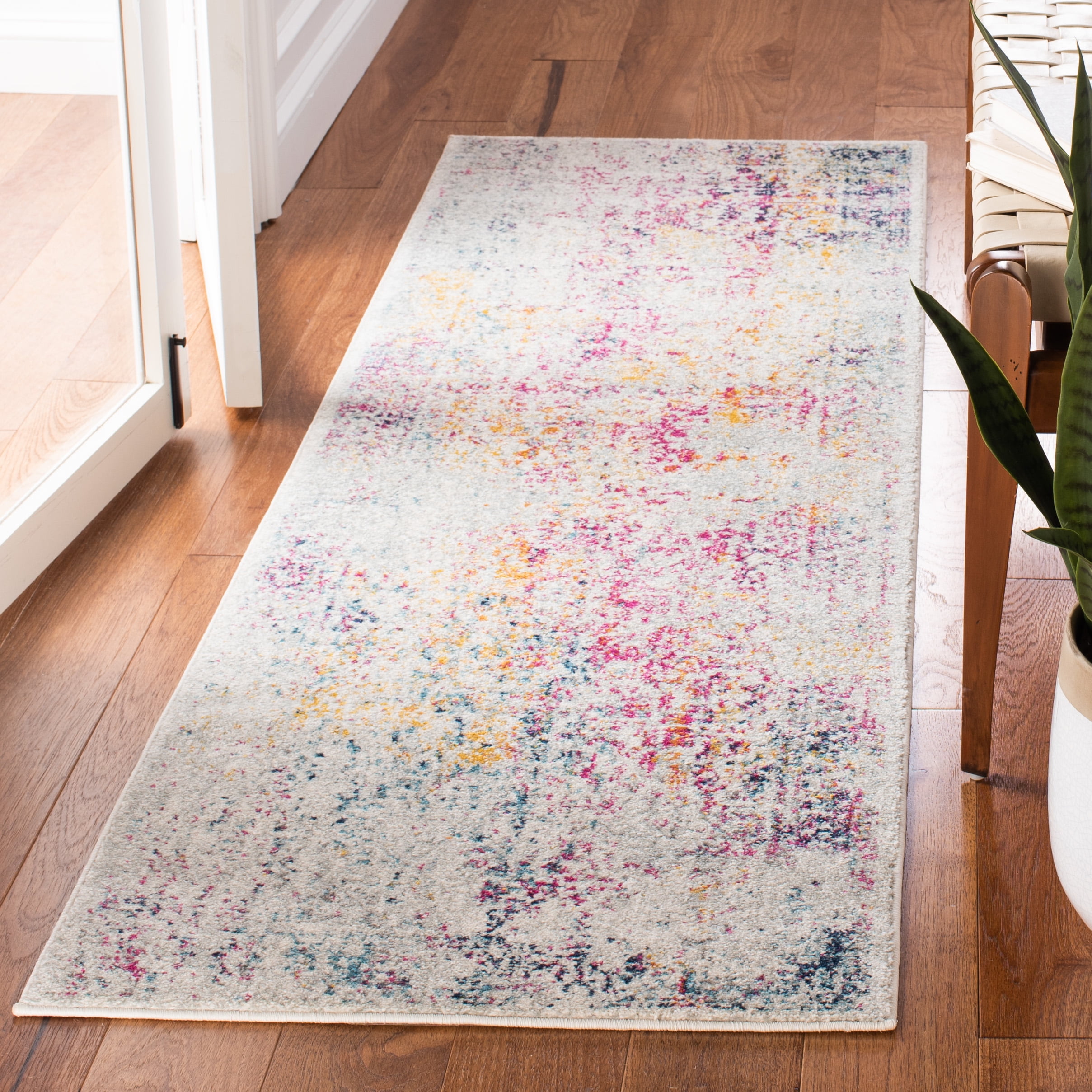 Safavieh Evoke Trena Floral Runner Rug, Ivory/Fuchsia, 2'2" x 11'