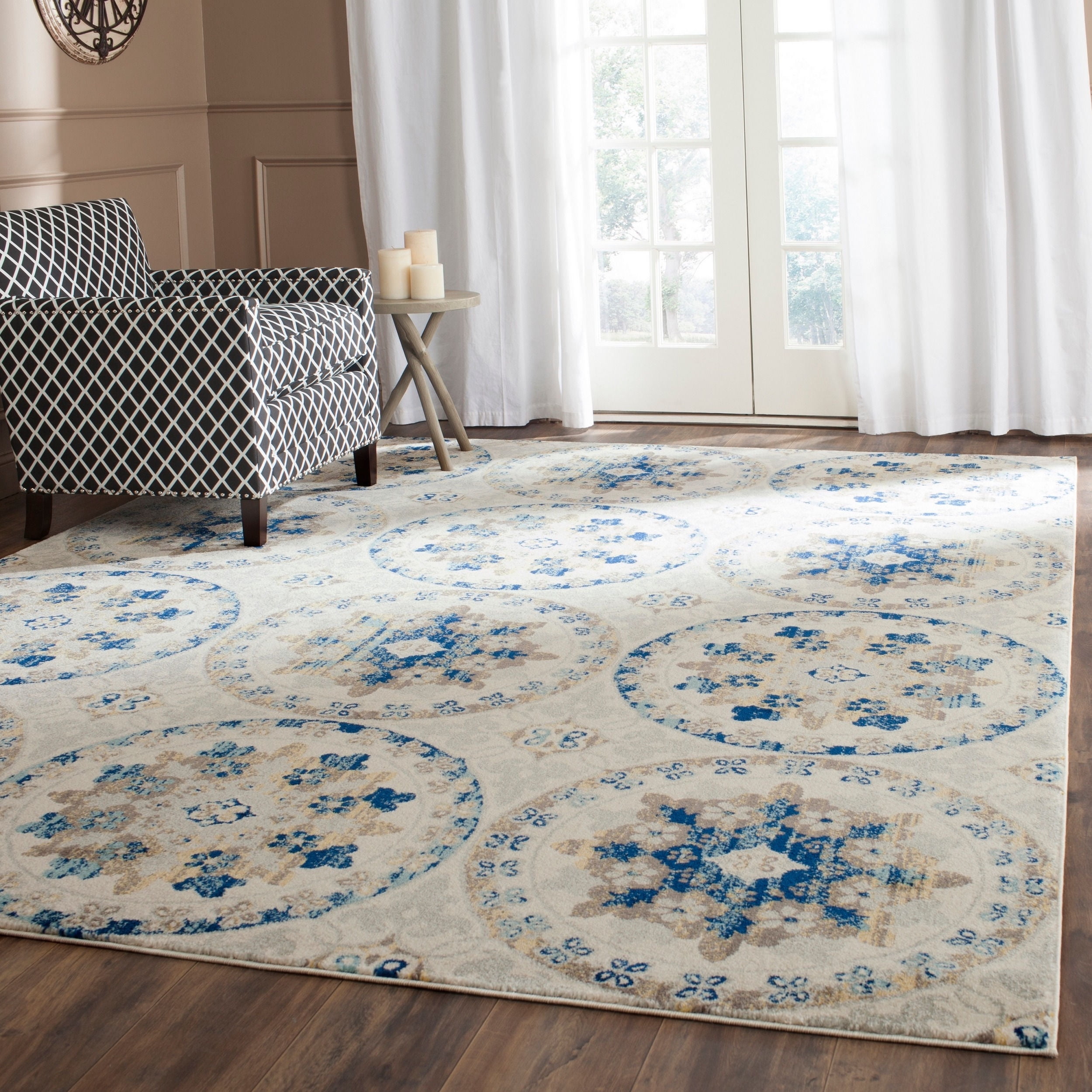 Safavieh Evoke Vintage Ivory / Blue Distressed Rug (8' x 10')