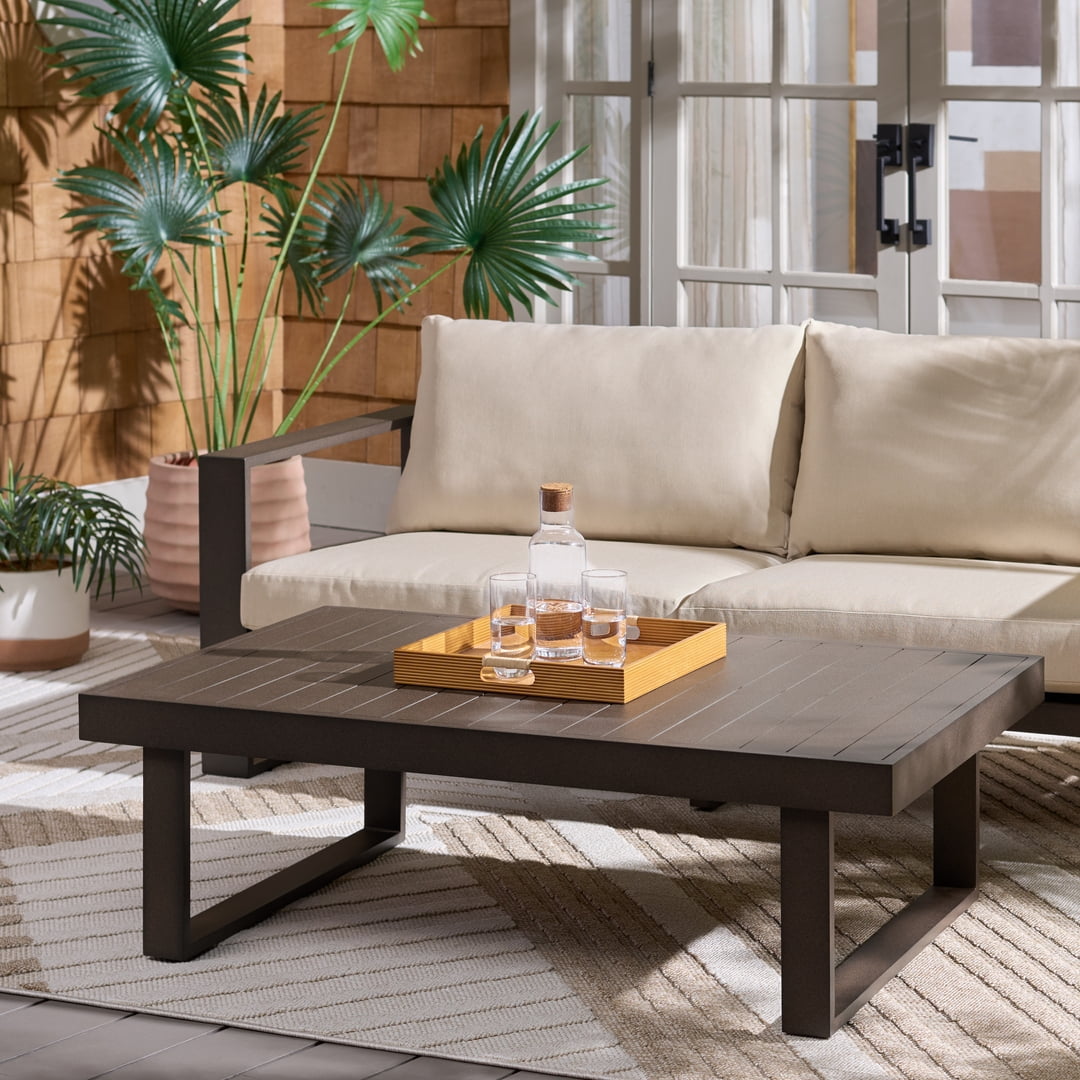 Safavieh Fash Outdoor Morden Metal Coffee Table, Brown