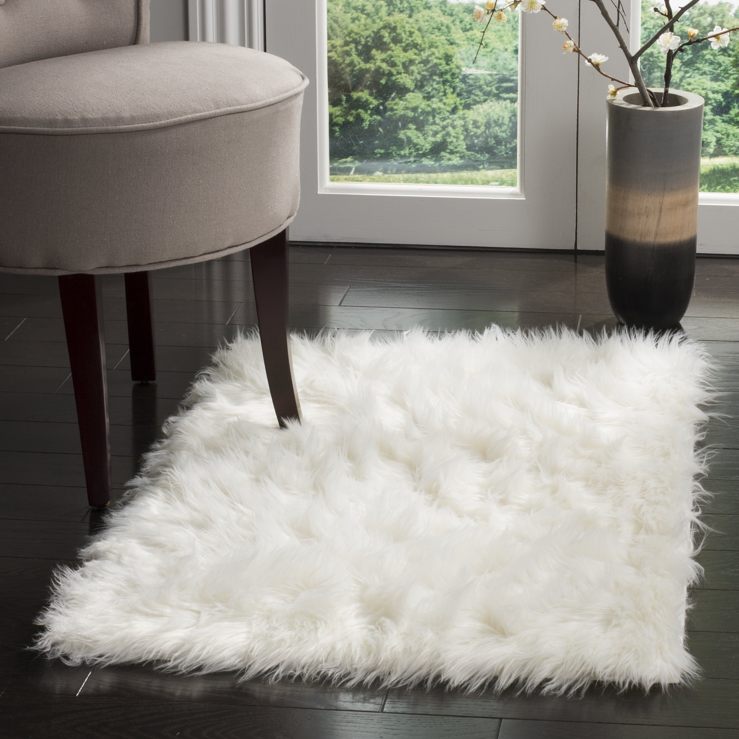 Ivory Faux Sheepskin 3' x 5' Rectangular Shag Rug