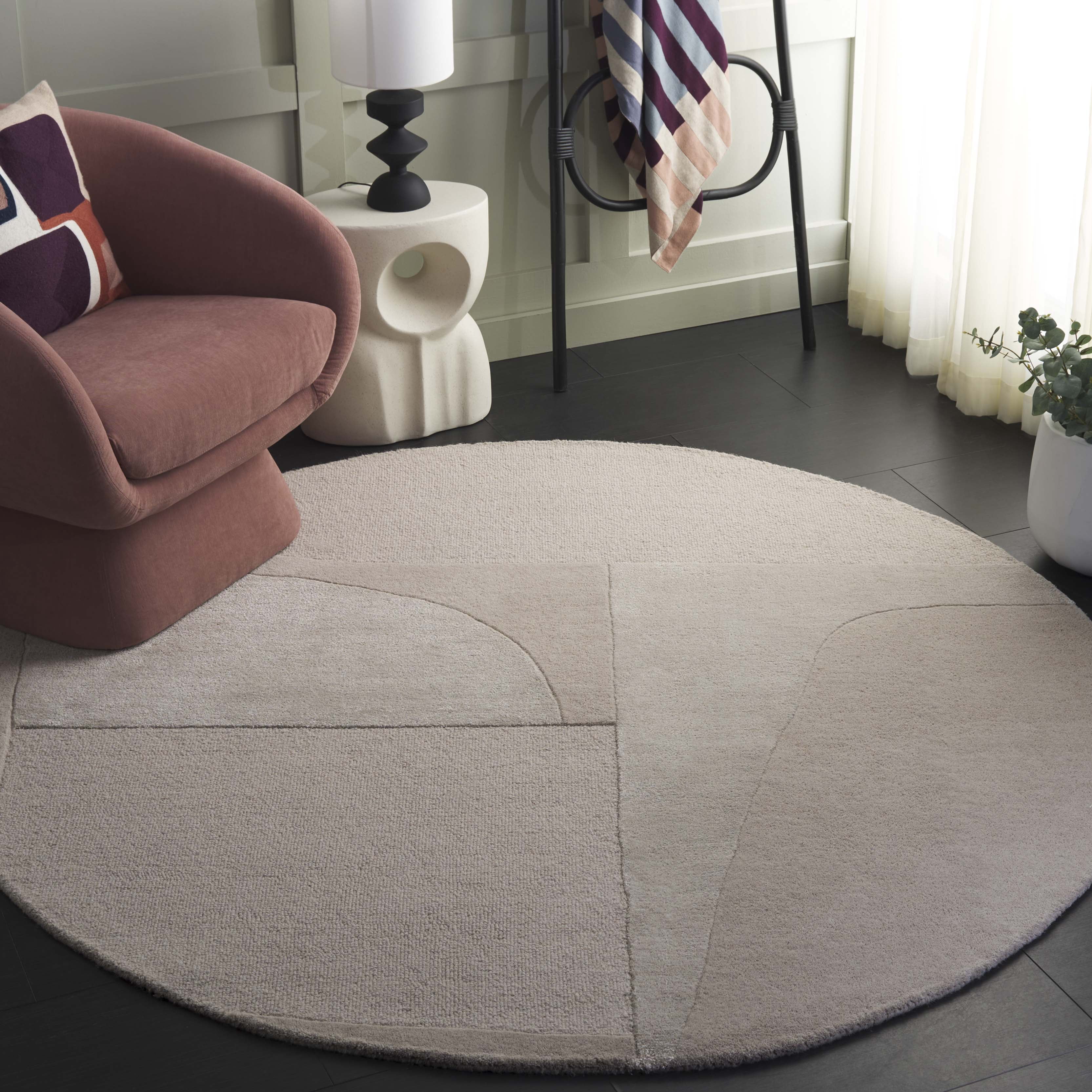 Safavieh Fifth Avenue Serrena Geometric Area Rug, Gray, 6' x 6' Round