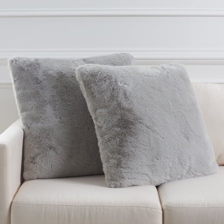 Safavieh Flayn 18" x 18" Contemporary Faux Fur Decorative Pillows, Gray (Set of 2)