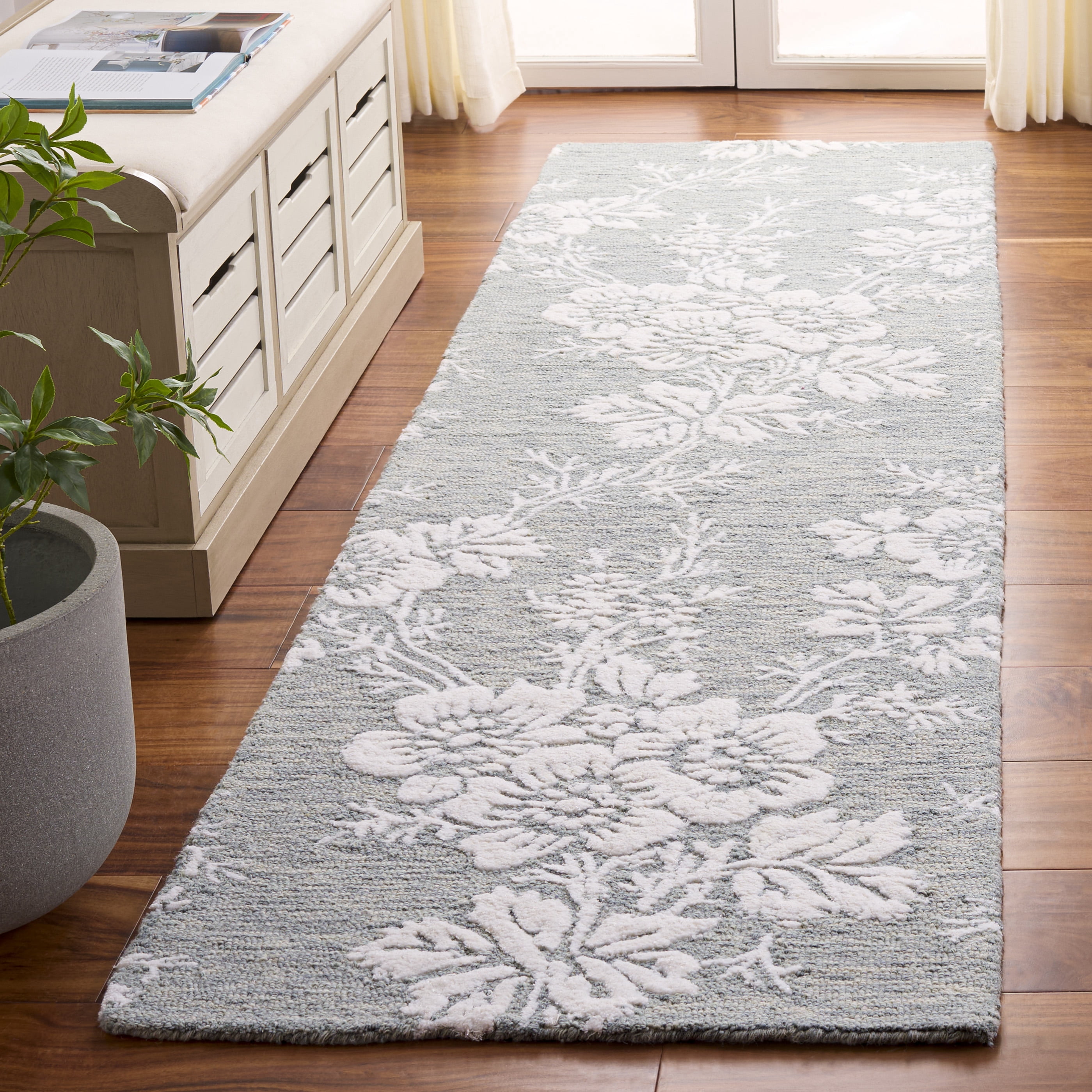 Safavieh Glamour Declan Floral Runner Rug, Blue/Ivory, 2'3" x 8'