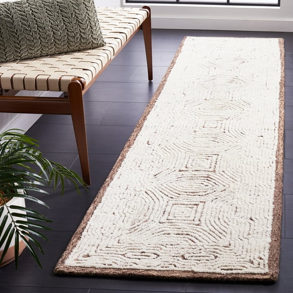 SAFAVIEH Abstract Elisaveta Geometric Runner Rug, Beige/Ivory, 2'3" x 9'