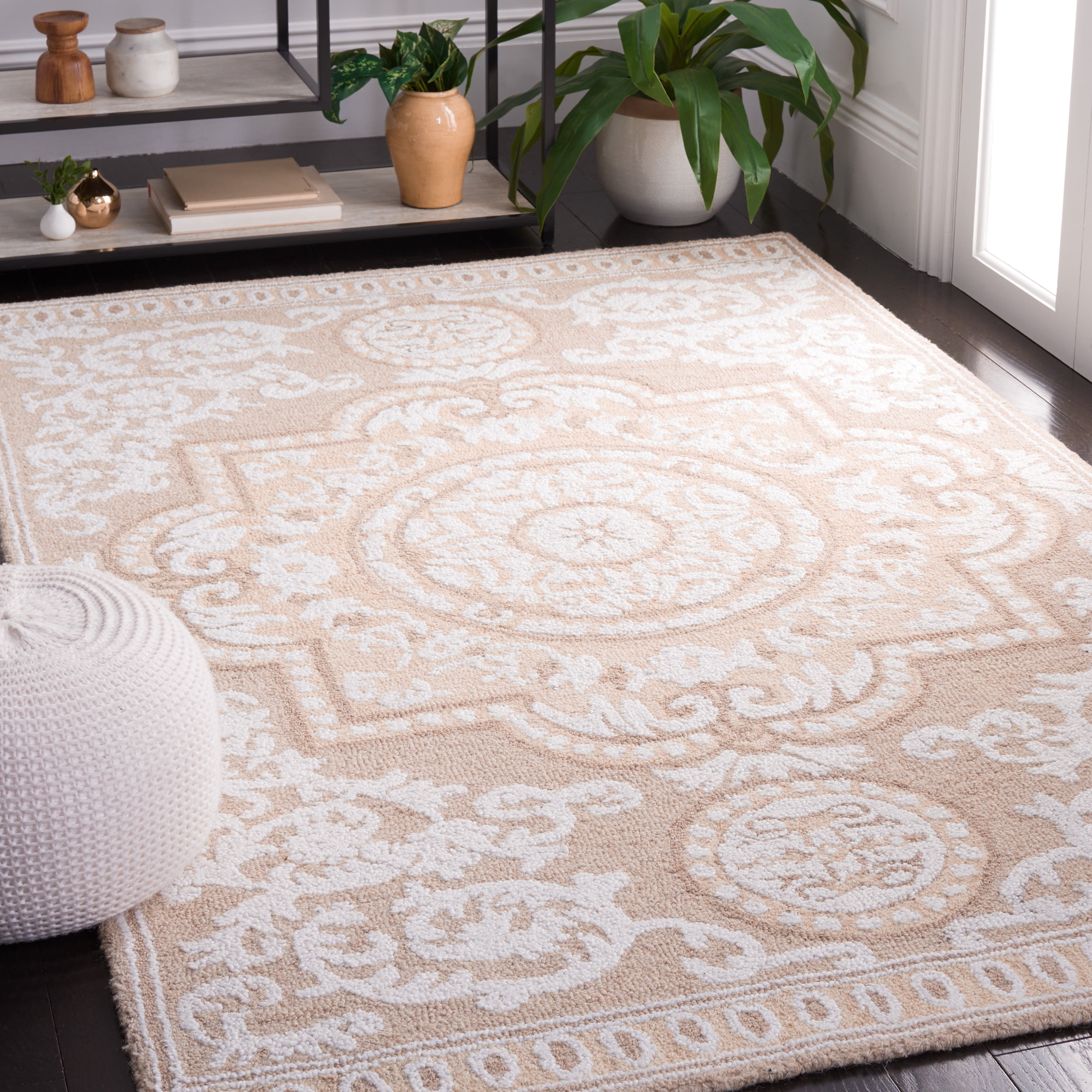 SAFAVIEH Abstract Merrill Oriental Area Rug, Ivory/Beige, 6' x 9'