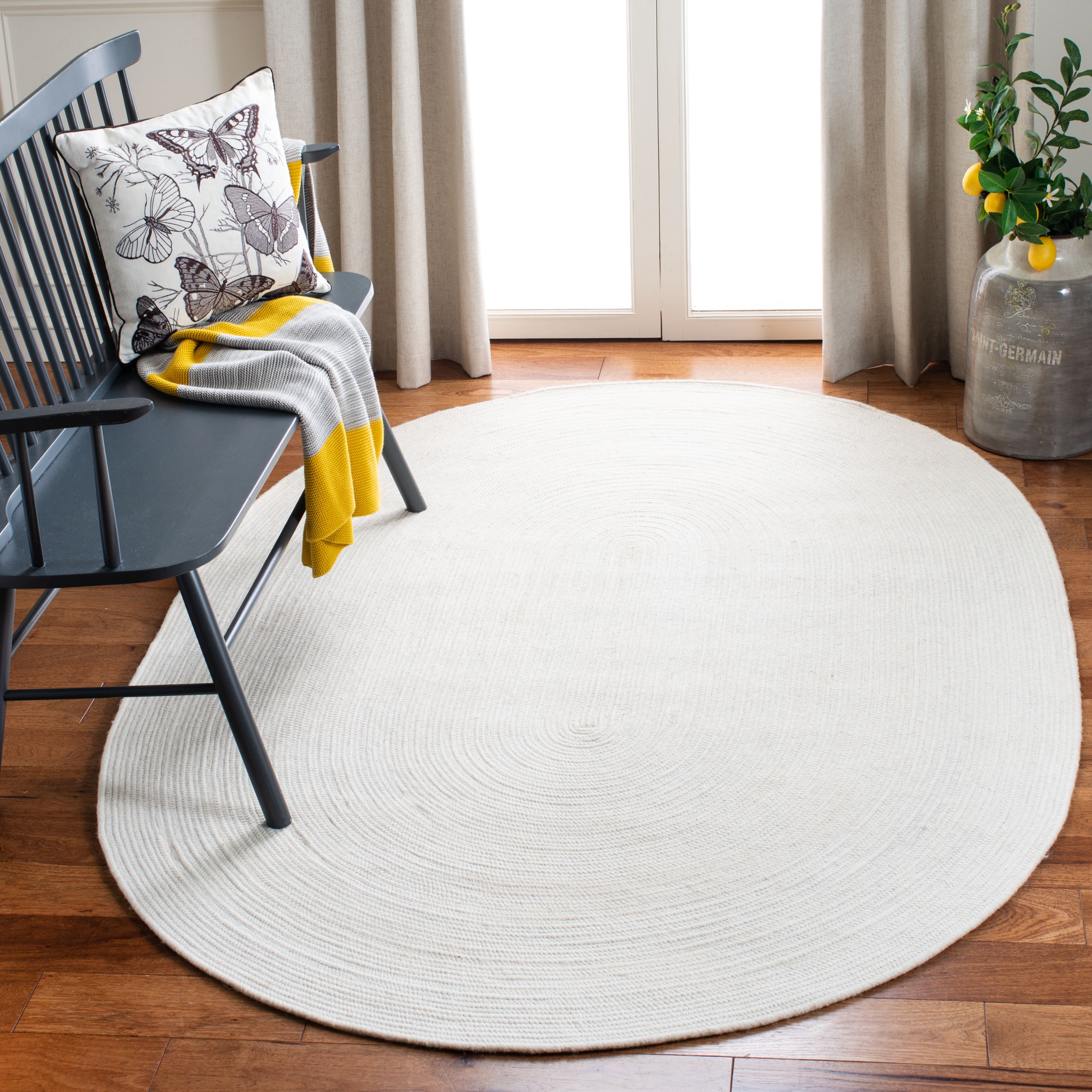 SAFAVIEH Braided Ronan Solid Reversible Area Rug, Ivory, 4' x 6' Oval