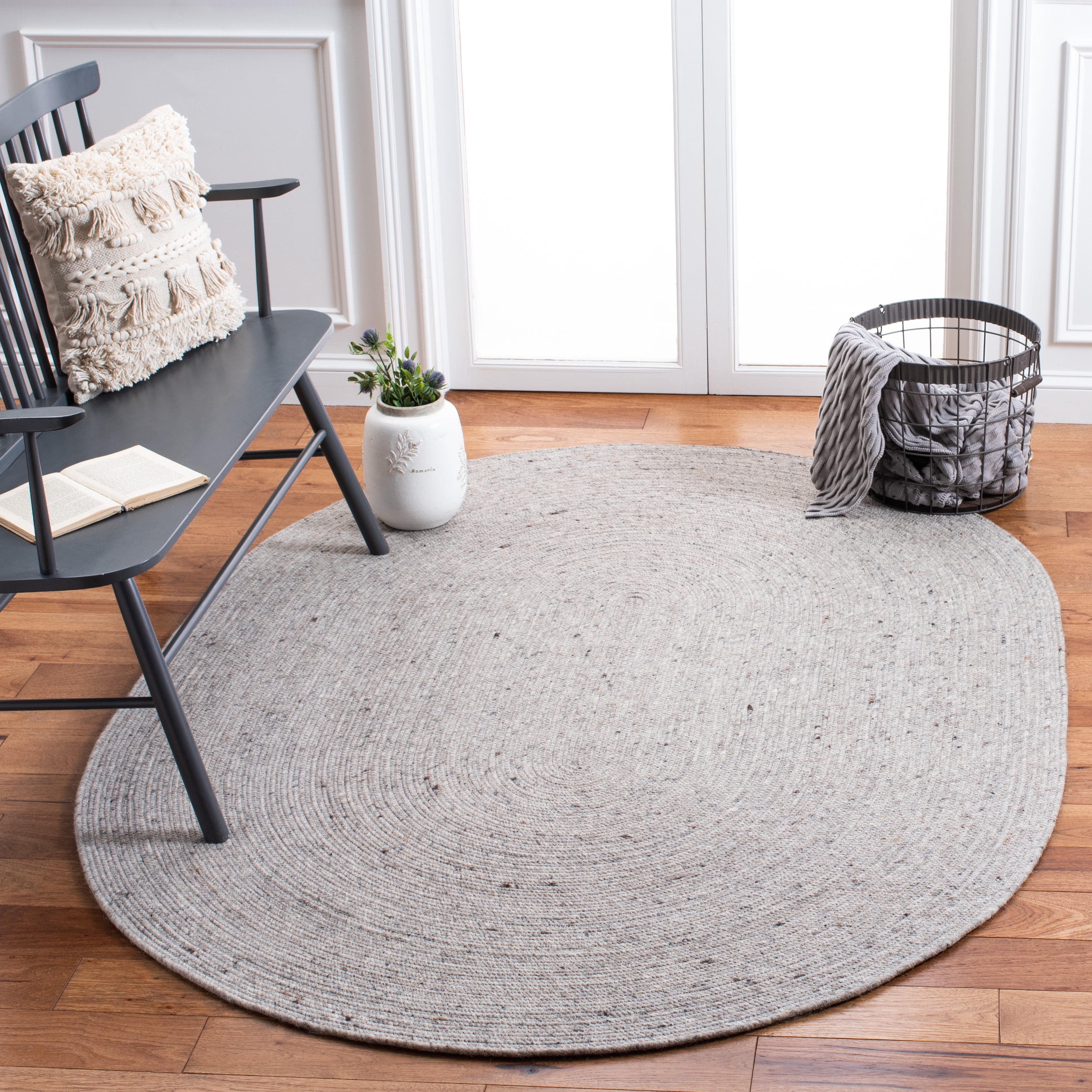 SAFAVIEH Braided Ronan Solid Reversible Area Rug, Light Gray, 4' x 6' Oval