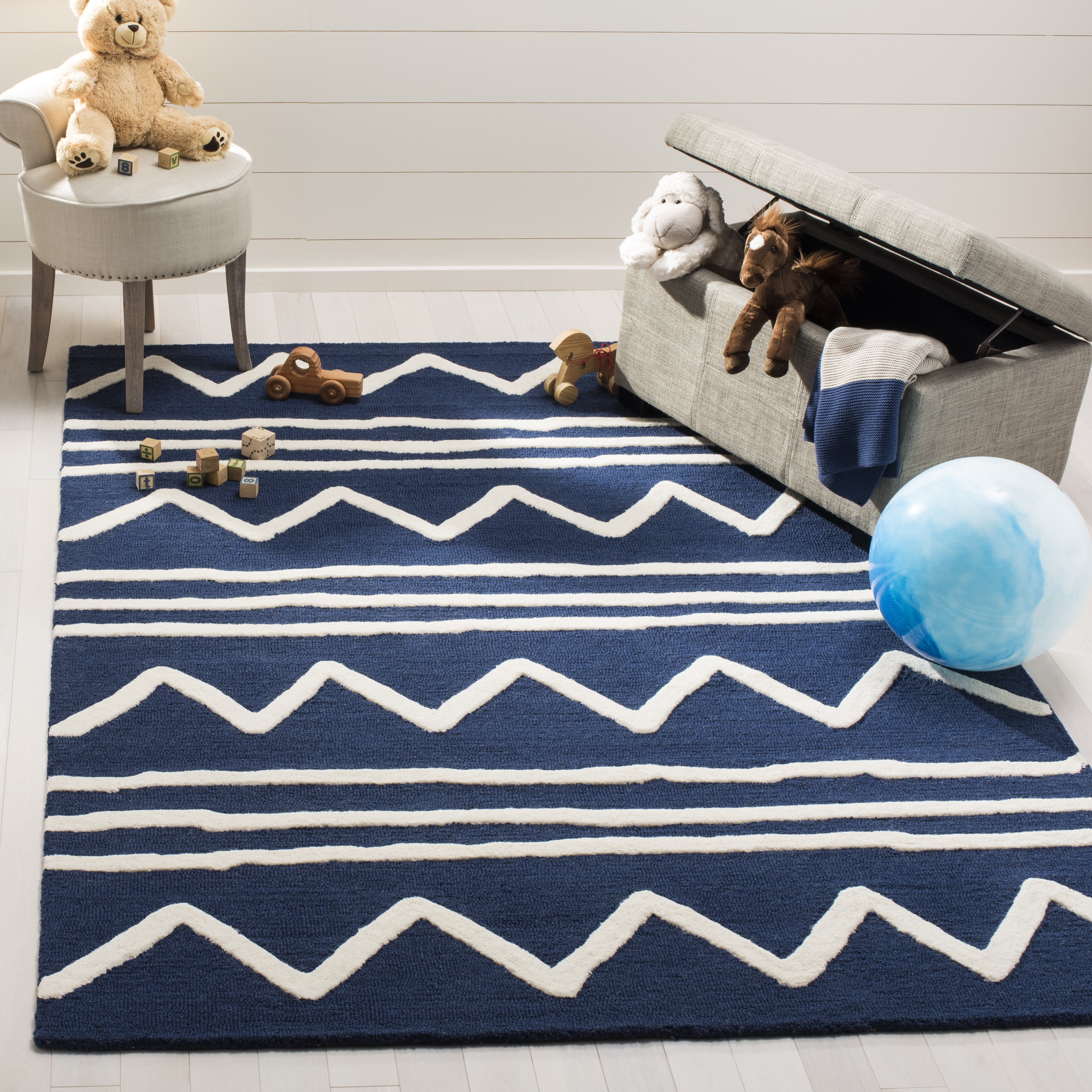 Safavieh  Handmade Kids Samra Wool Rug Navy/Ivory 5'  x  5' 5' Square Indoor,Handmade Kids Room,Living Room,Bedroom Ivory Square
