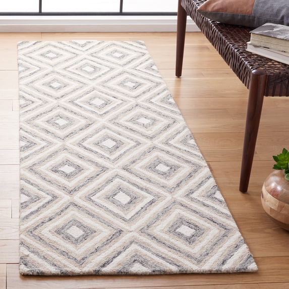 Safavieh Handmade Micro-Loop Ziynet Wool Rug 2'3" x 7' Runner 8' Runner,6' Runner Bedroom,Entryway,Dining Room Runner