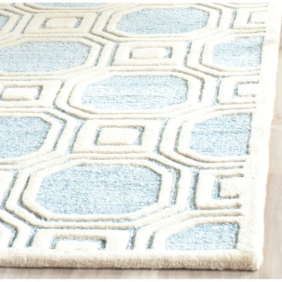 Safavieh Handmade Precious Pavica Modern Polyester Rug Mist Blue 5' x 5' Square 5' Square Indoor Living Room, Bedroom, Dining Room Square