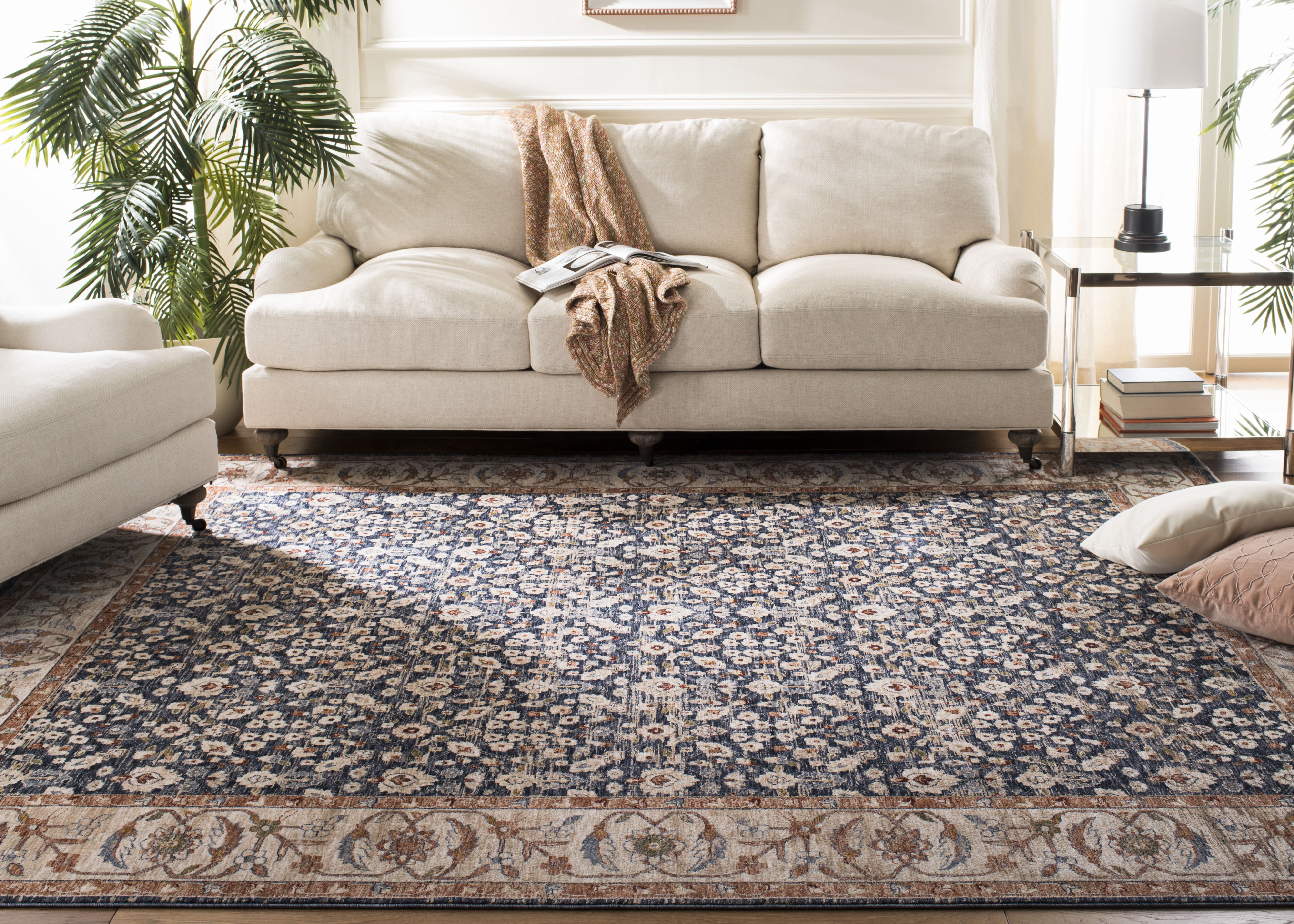 Safavieh Heirloom Rayen Oriental Polyester Area Rug, Navy/Beige, 9' x 12'