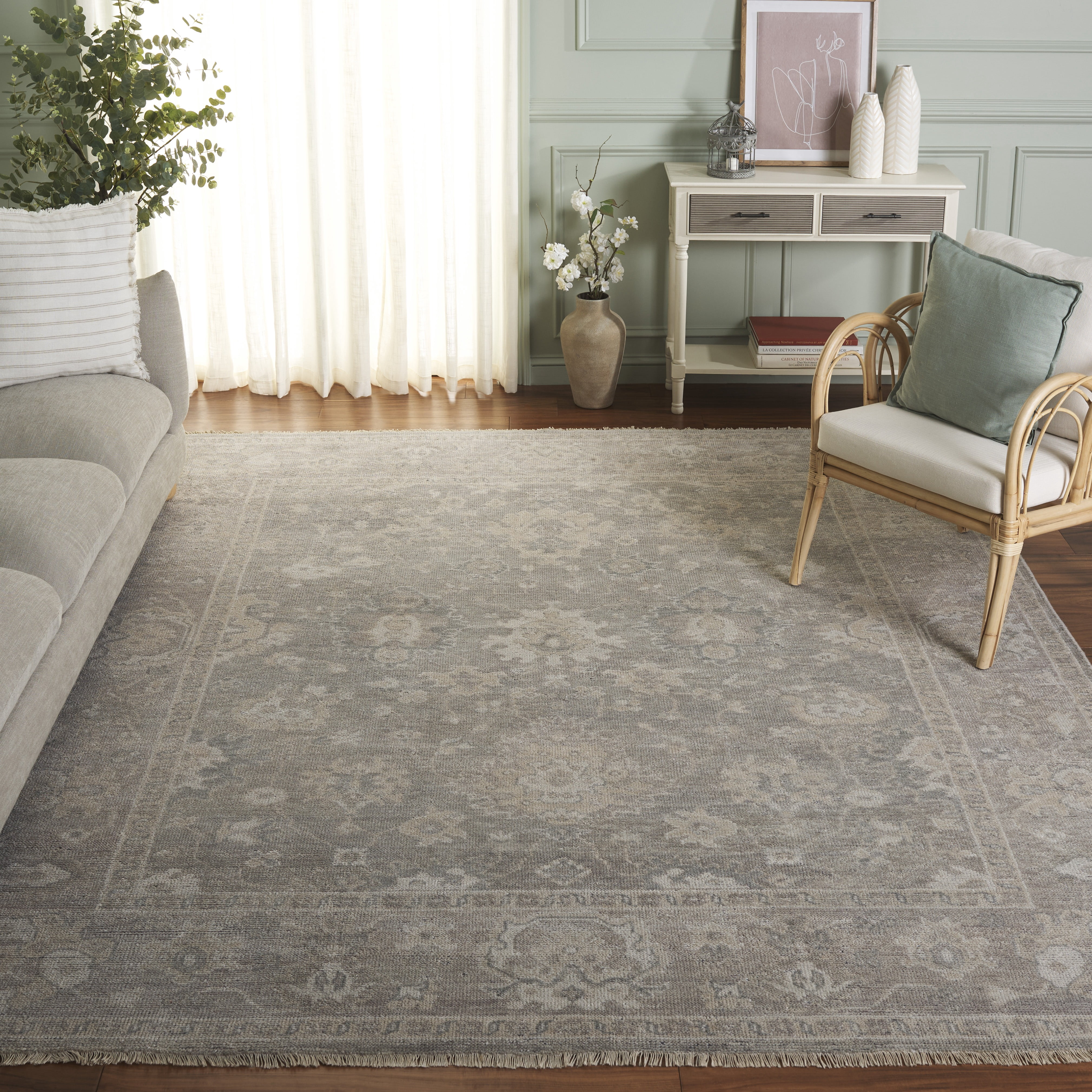 Safavieh Izmir Tris Floral Area Rug, Gray/Beige, 9' x 12'