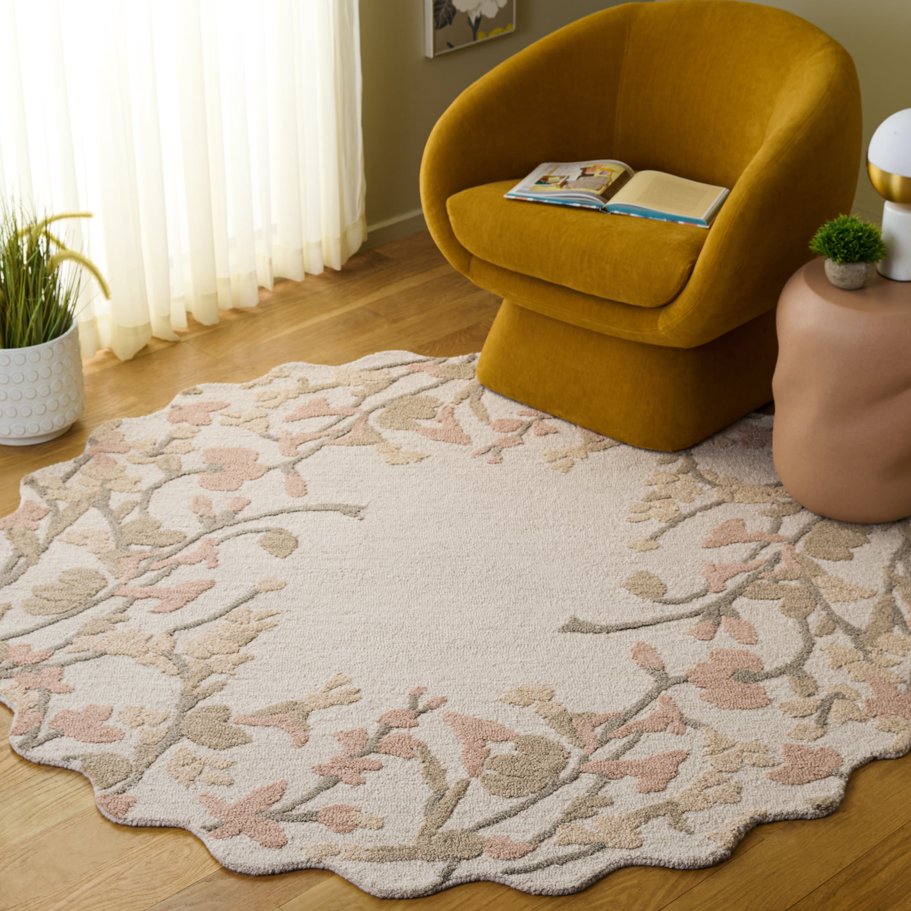 Safavieh Jardin Stacy Floral Area Rug, Beige/Rust, 6' x 6' Round
