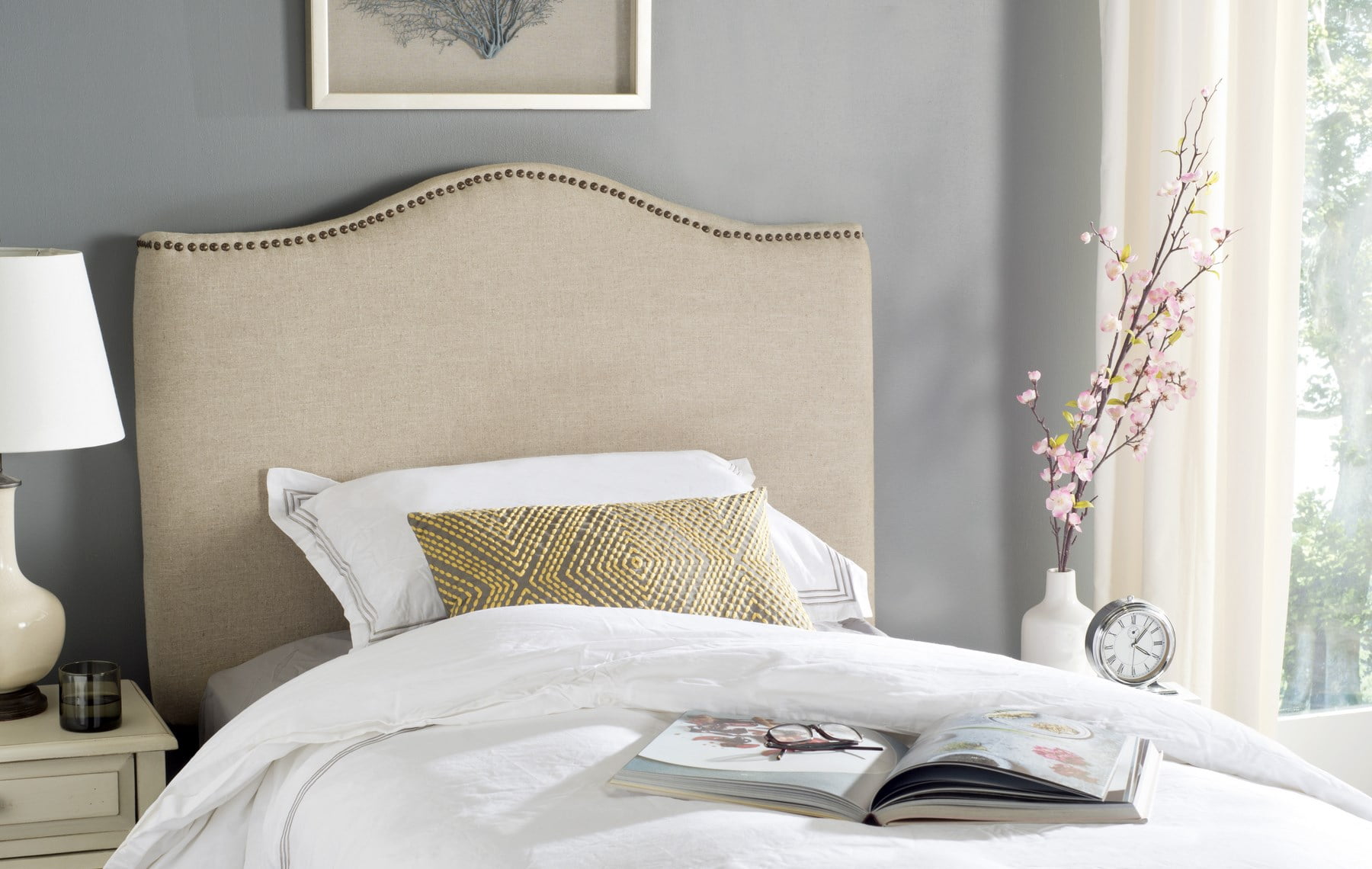 Safavieh Jeneve Retro Winged Upholstered Headboard