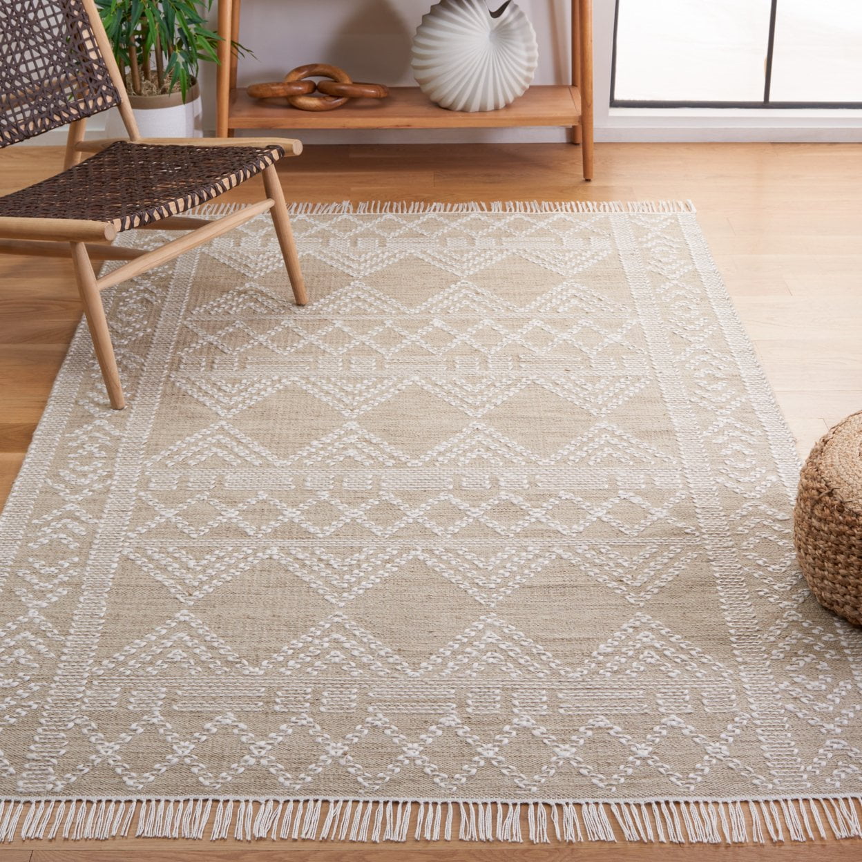 Beige/Ivory Flat Woven Handmade Wool Viscose Rug, 5' x 8'