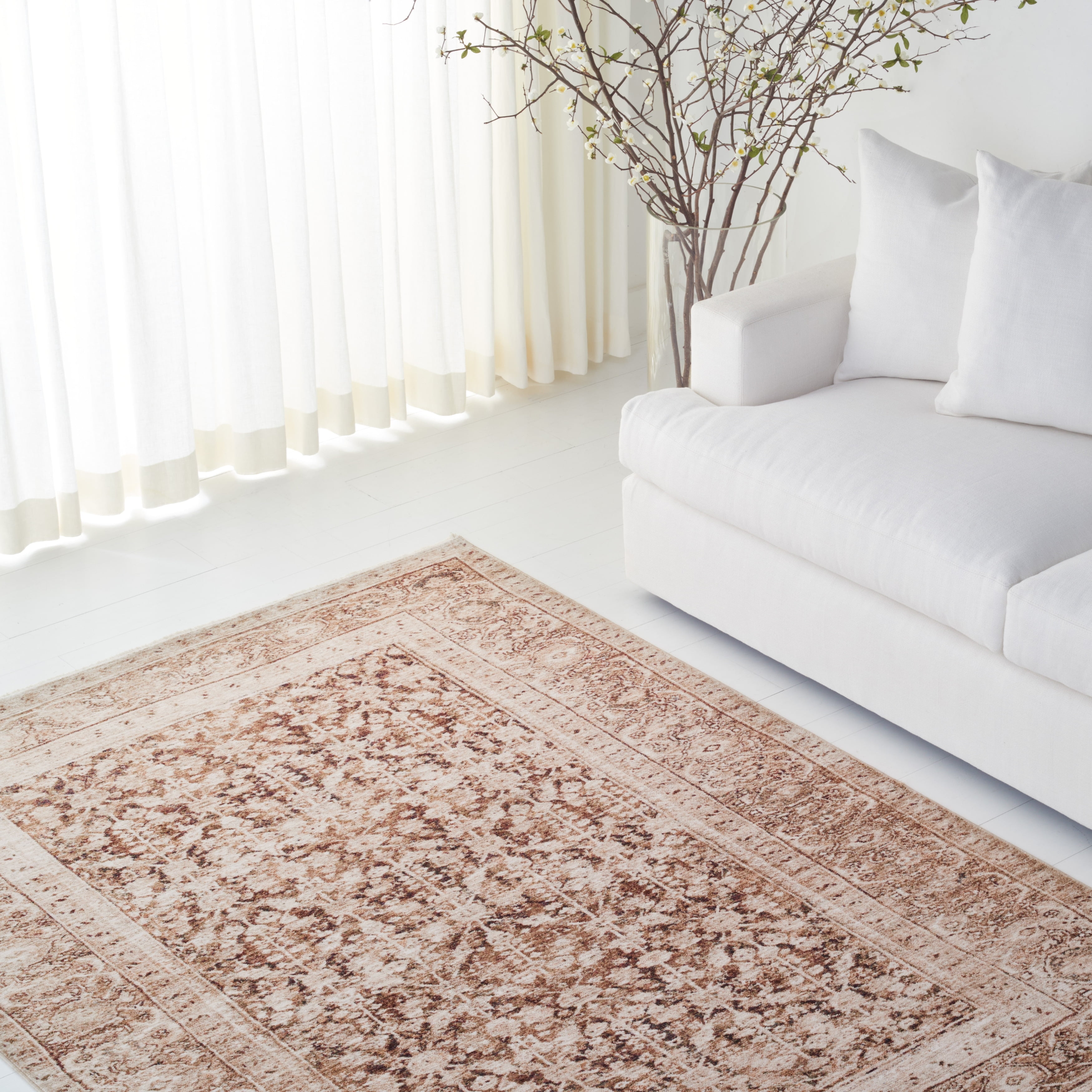Elegant Hand-Knotted Gray Oriental Round Rug 3' x 5'