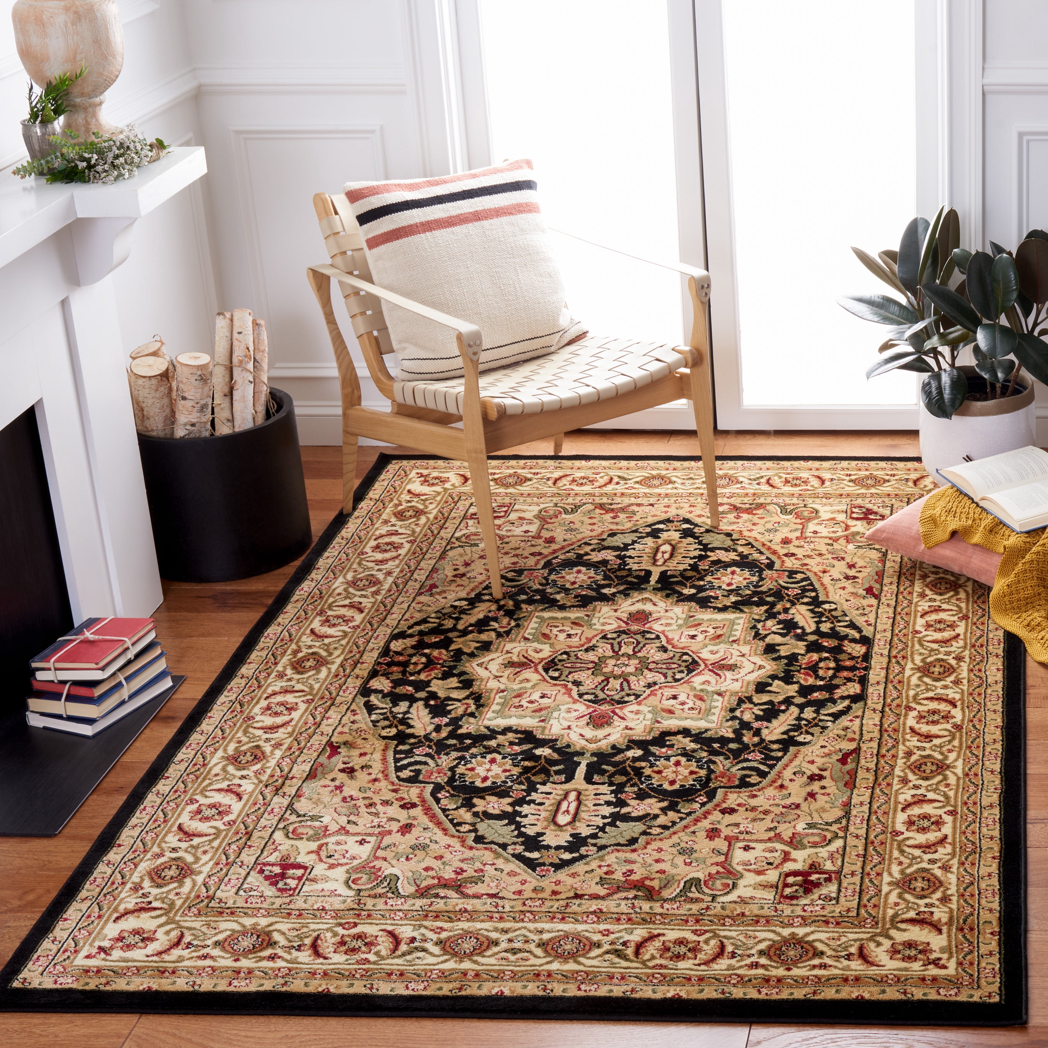 Safavieh Lyndhurst Miranda Floral Area Rug, Black/Beige, 6' x 8'