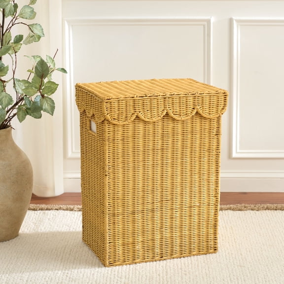 Safavieh Manon Scallop Laundry Basket with Liner, Natural