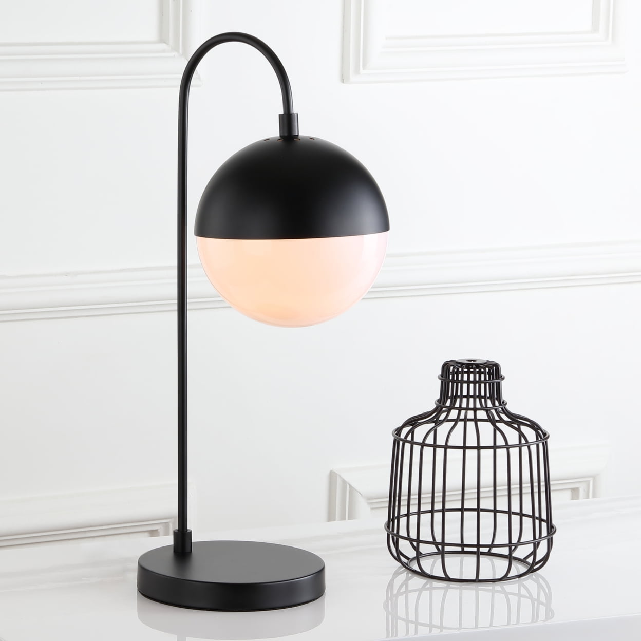 Safavieh Marina Trellis 31.5 in. H Metallic Table Lamp, Gold