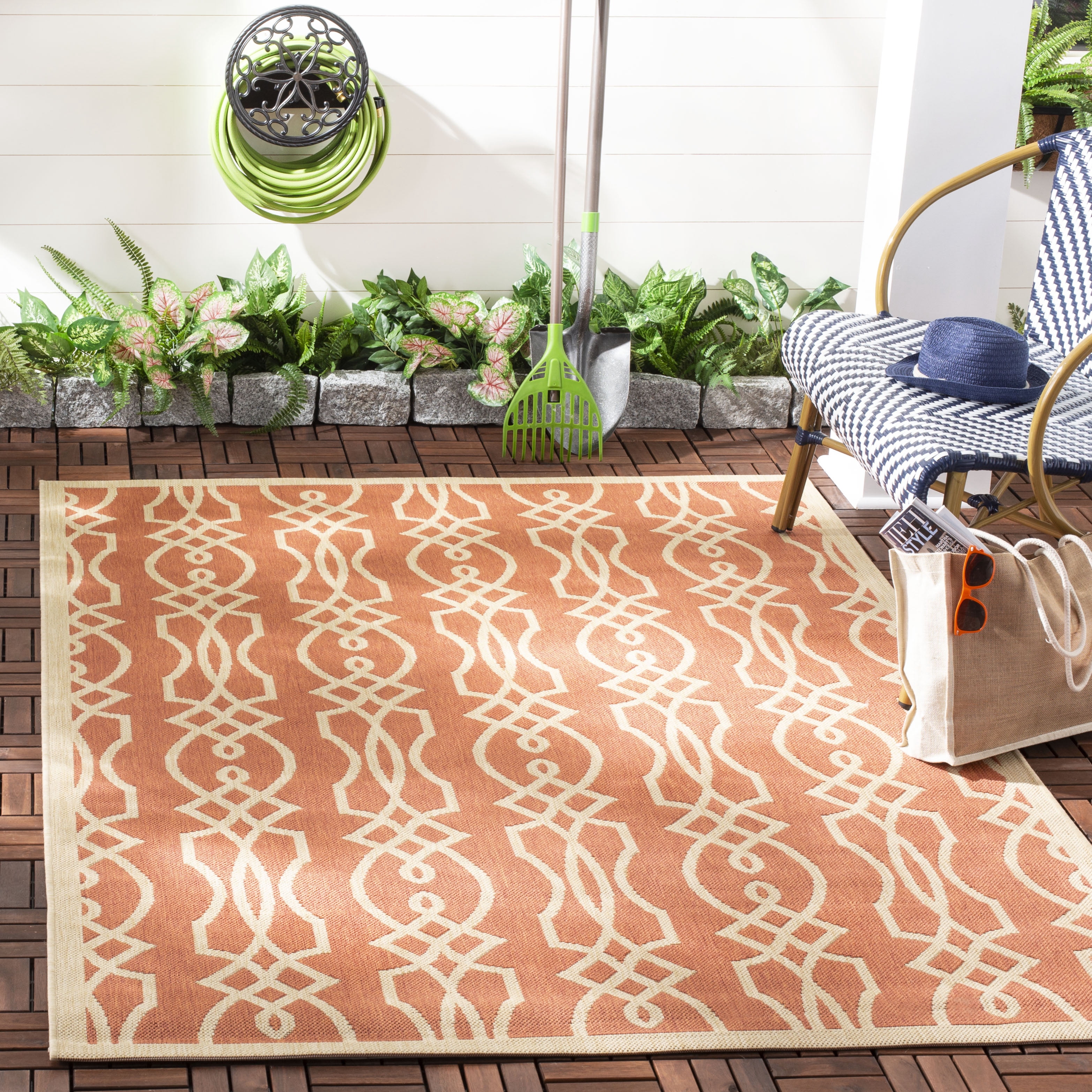 Safavieh Martha Stewart Patrick Geometric Indoor/Outdoor Area Rug
