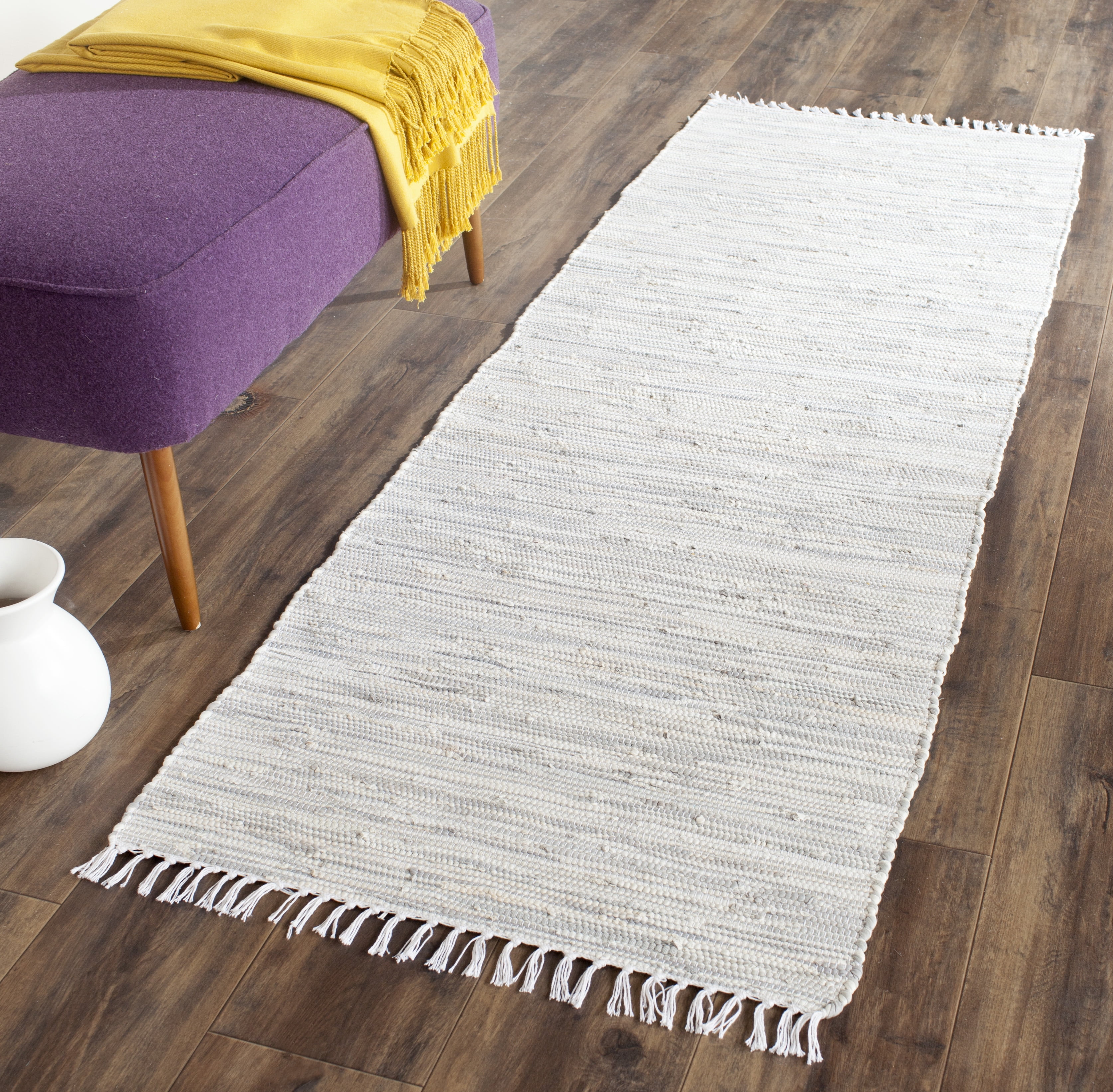 Coastal Charm Hand-Woven Cotton Runner Rug in Silver, 2'3" x 6'