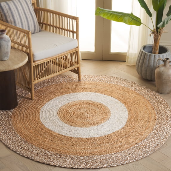 Safavieh Natural Fiber Graham Bordered Area Rug, Natural/Ivory, 5' x 5' Round