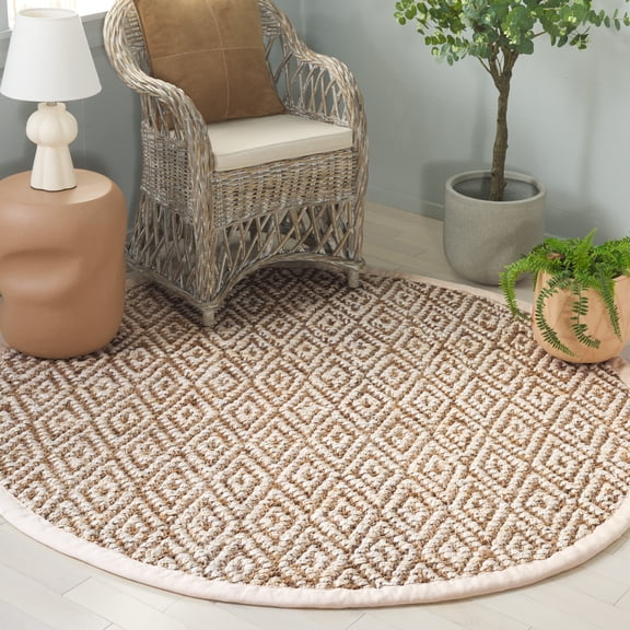 Safavieh Natural Fiber Jervis Geometric Area Rug, Natural/Bleach, 6' x 6' Round