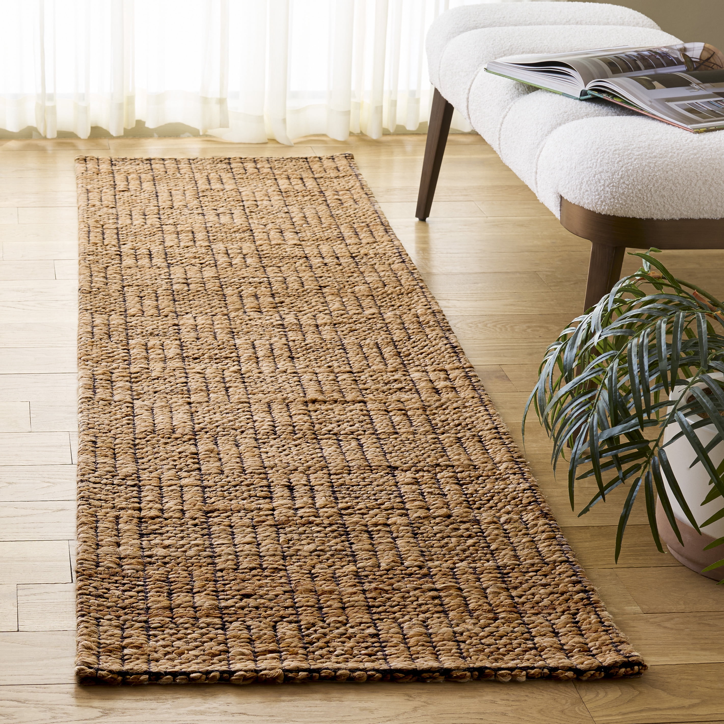 Safavieh Natural Fiber Meryl Geometric Runner Rug, Natural/Black, 2'3" x 8'