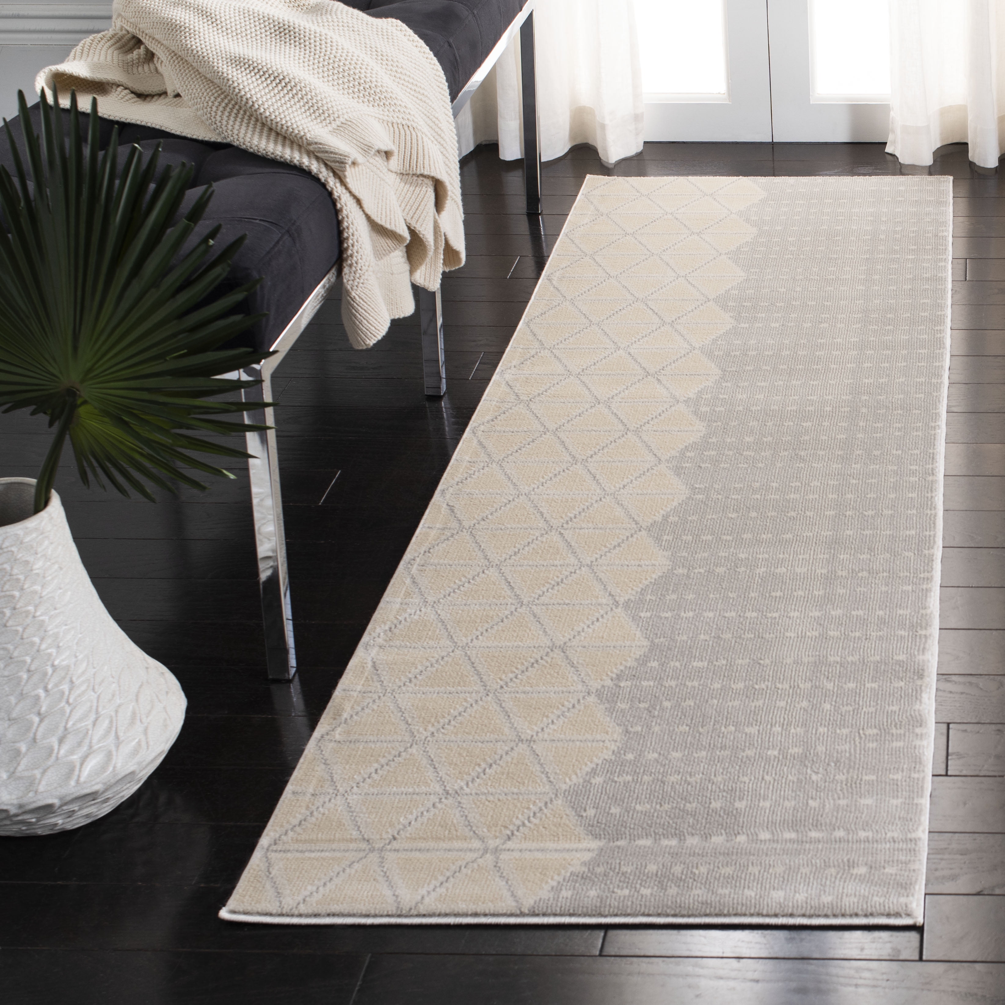 Safavieh Orwell Anastasia Geometric Diamonds Area Rug
