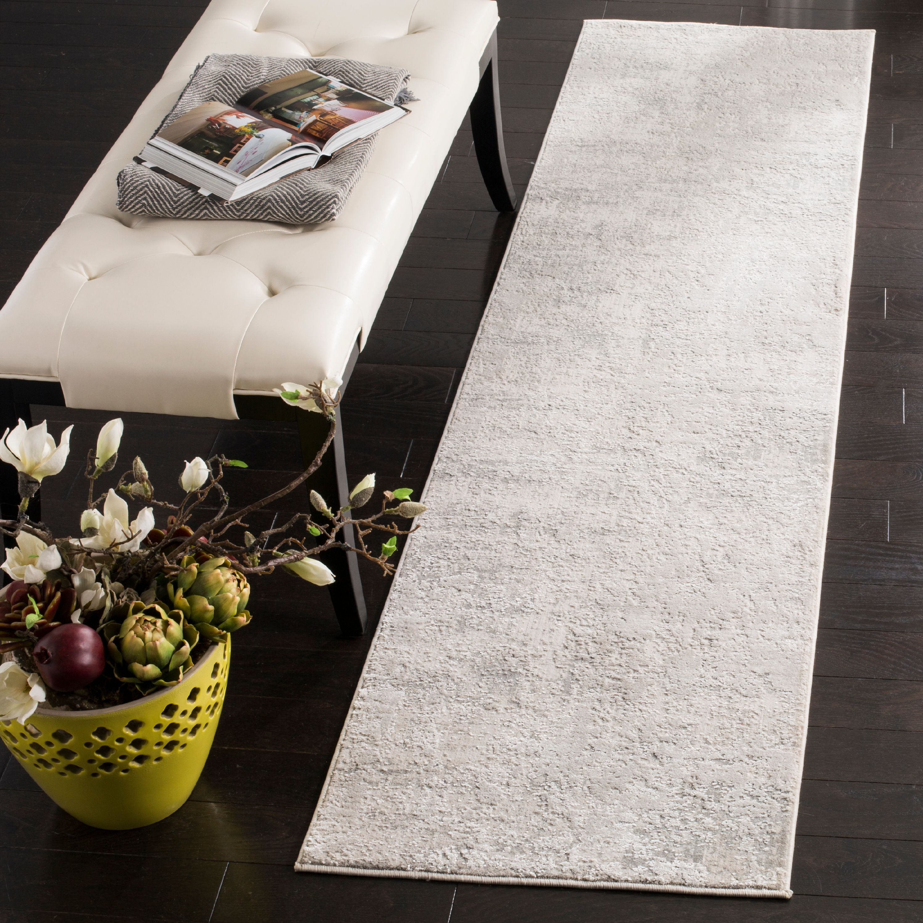 SAFAVIEH Princeton Collection PRN716A Beige / Grey Rug